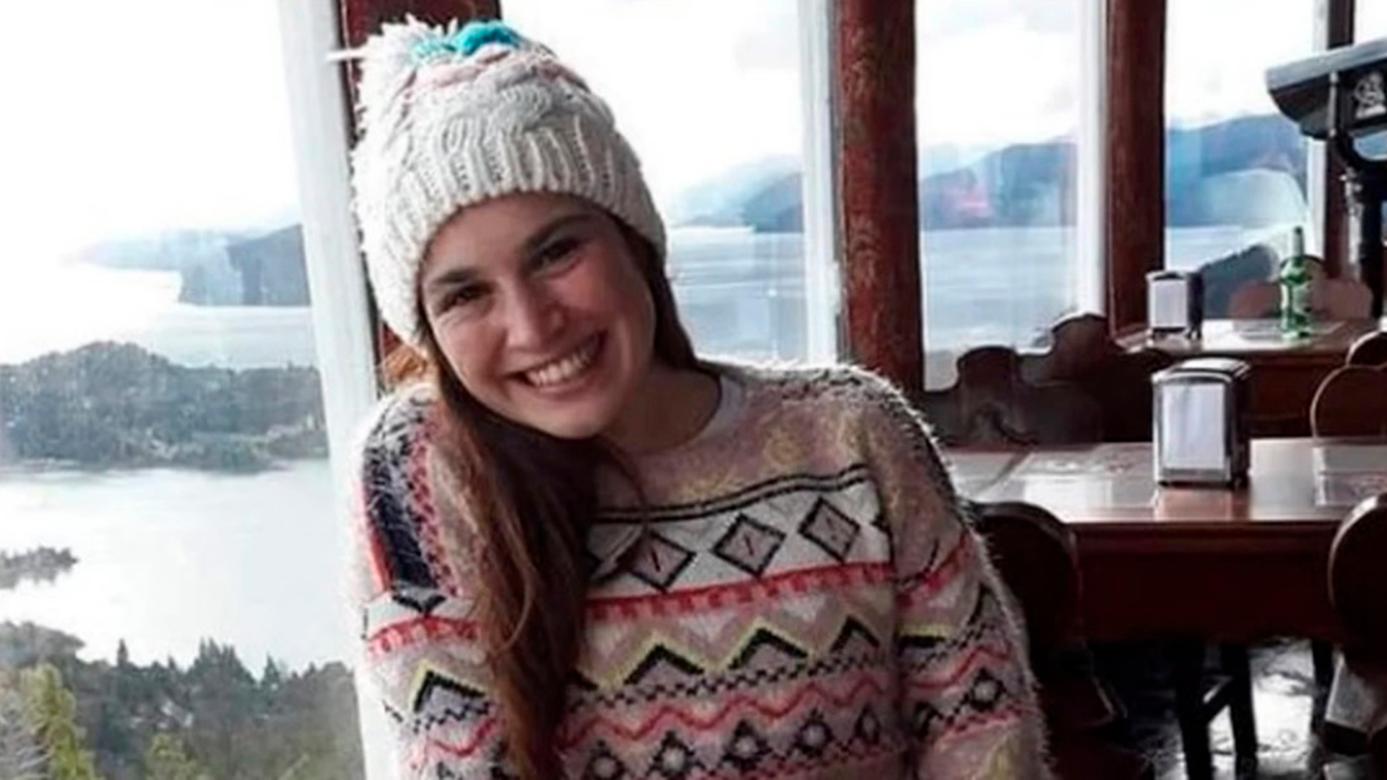 Ayelén Delgado, de 26 años, fue encontrada colgada frente a la casa de su novio.