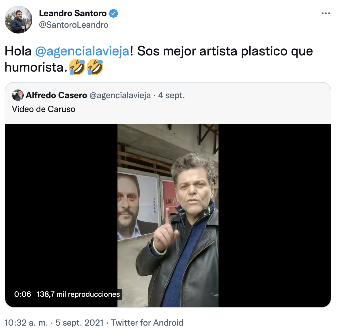 La respuesta de Leandro Santoro.