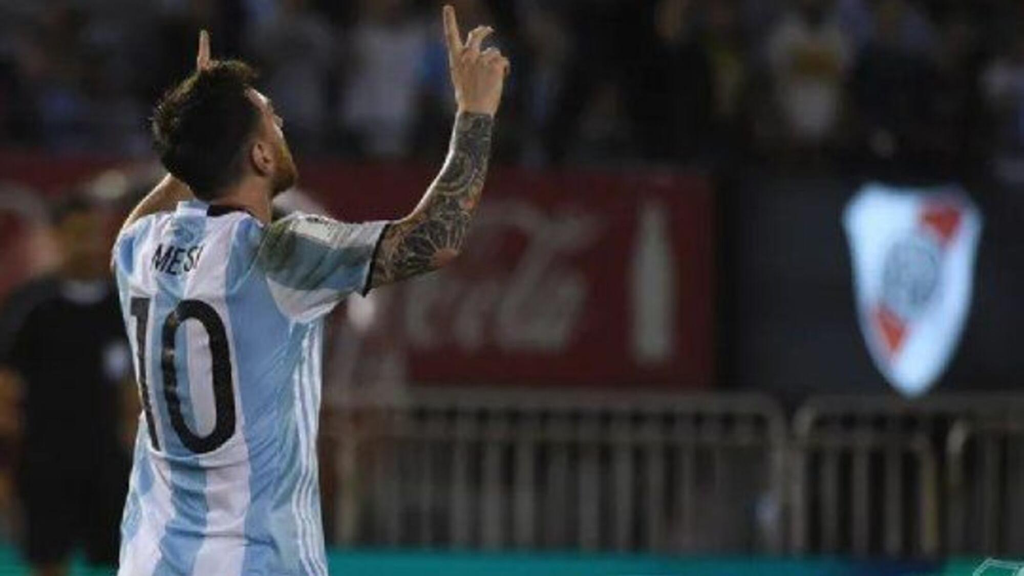 Argentina juega este jueves contra Bolivia en River con Lionel Messi como gran figura y 21 mil personas en las tribunas.