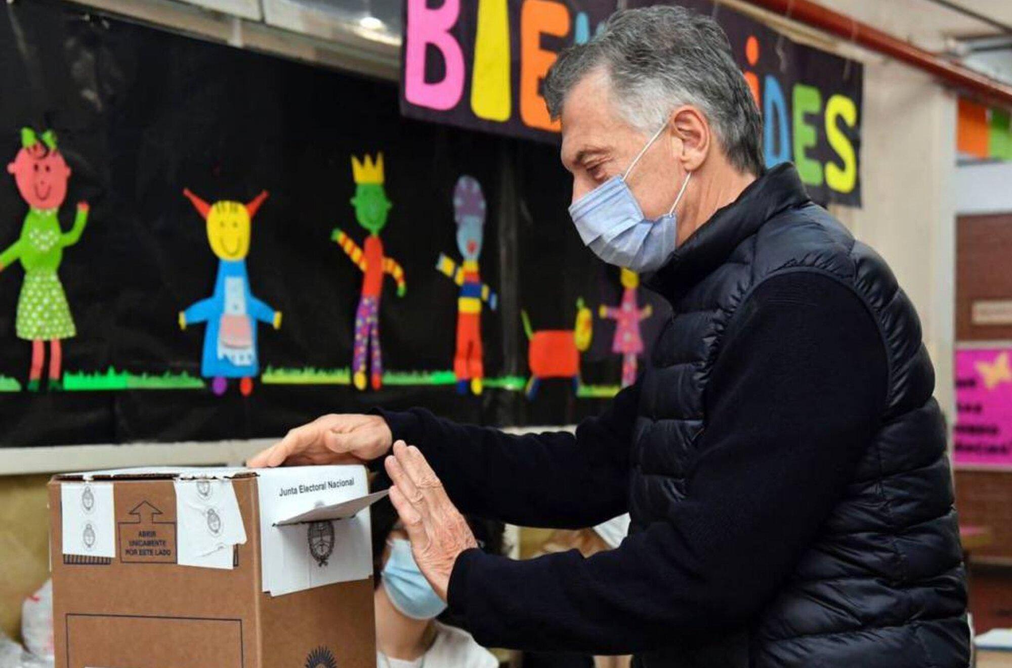 Mauricio Macri emitió su voto en las PASO 2021 en Palermo. 