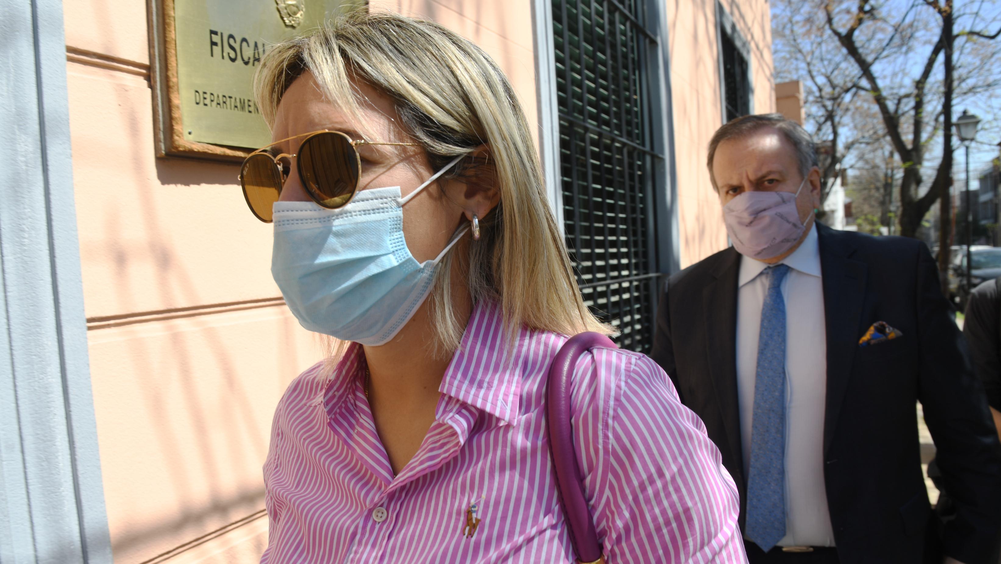 Vanesa Morla, camino a declarar en la Fiscalía General de San Isidro por la muerte de Diego Maradona (Télam).     