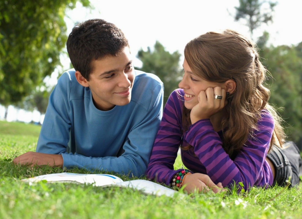 La adolescencia es una etapa en la cual comienzan los descubrimientos sexuales (Imagen ilustrativa).