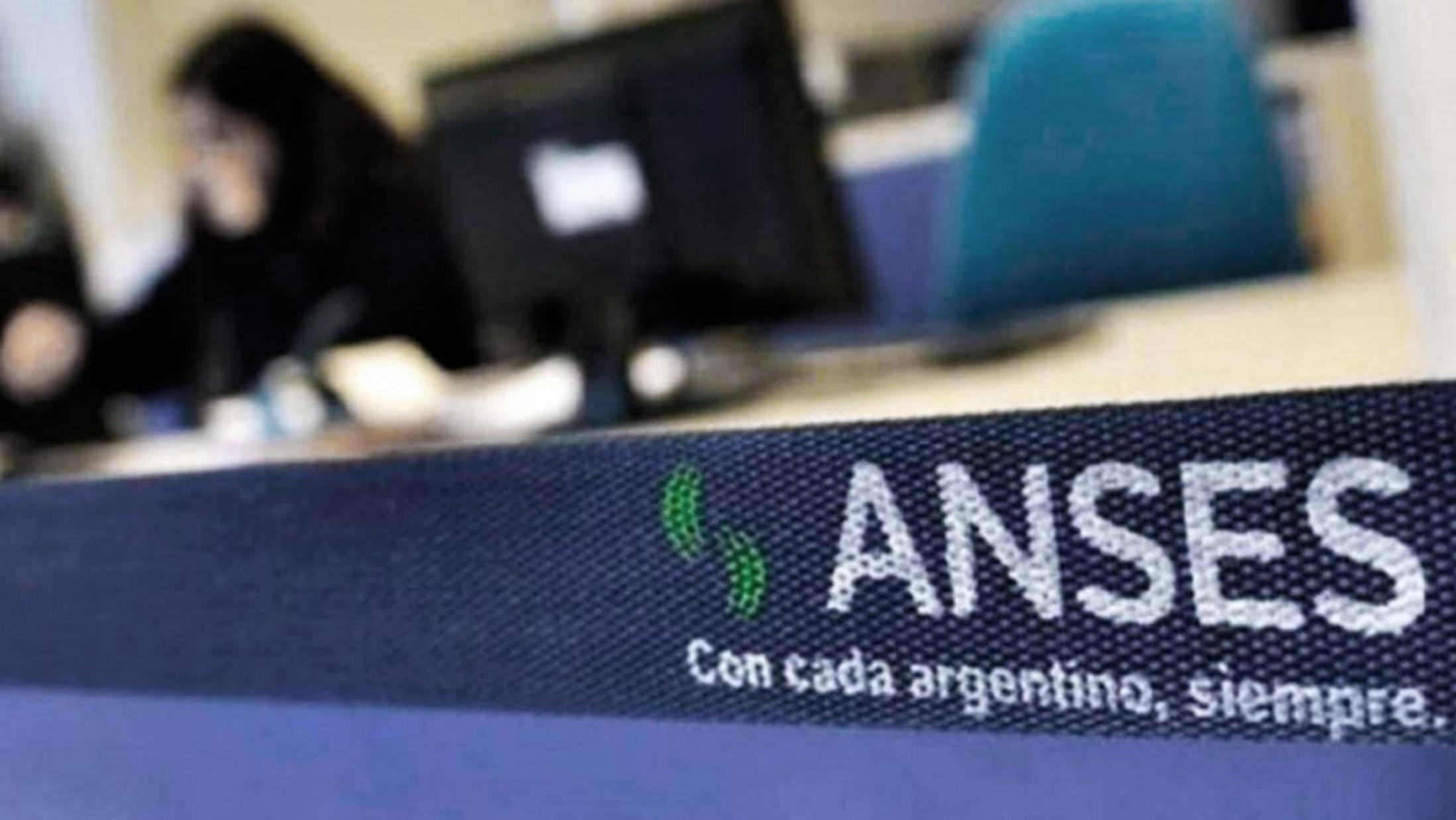 El calendario de pago de ANSES se verá afectado por los feriados del este viernes 8 y lunes 11 de octubre. 