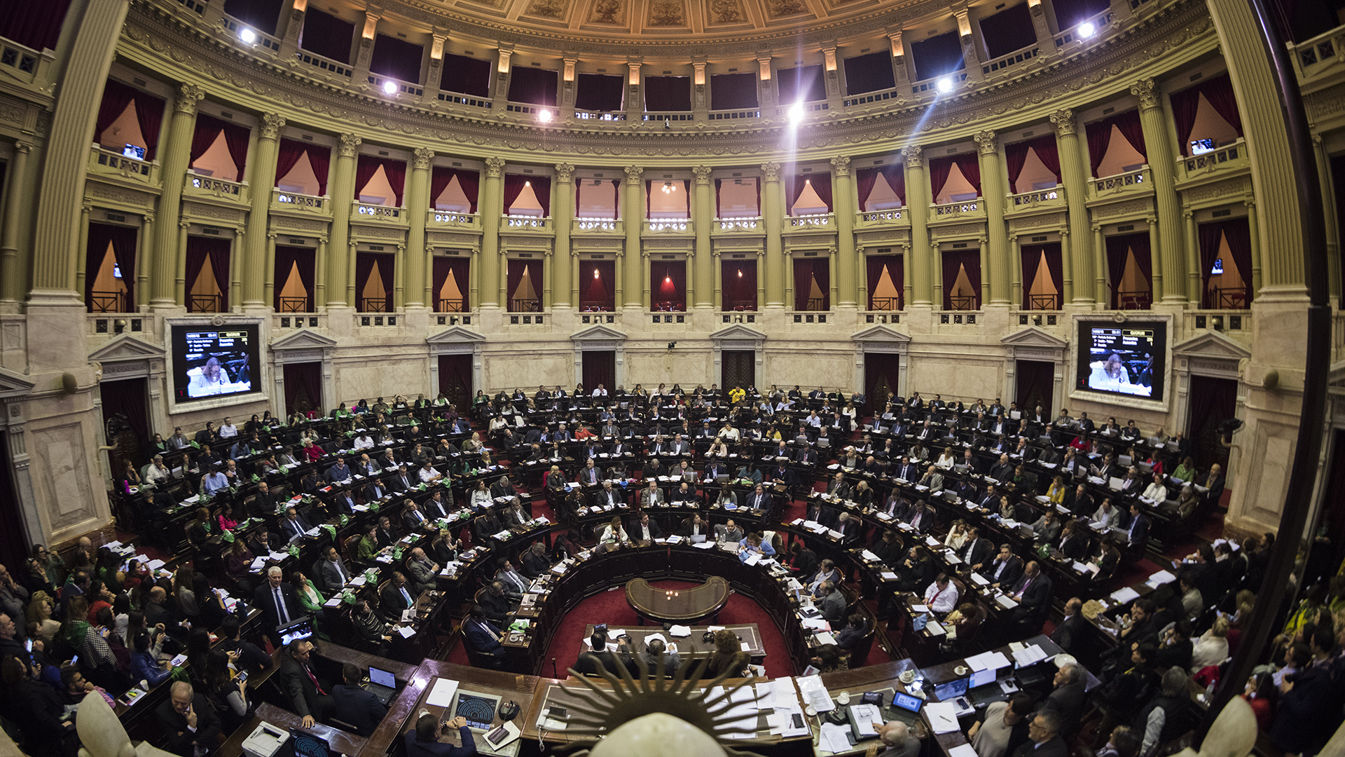 Se frustró la primera sesión presencial convocada en la Cámara de Diputados.