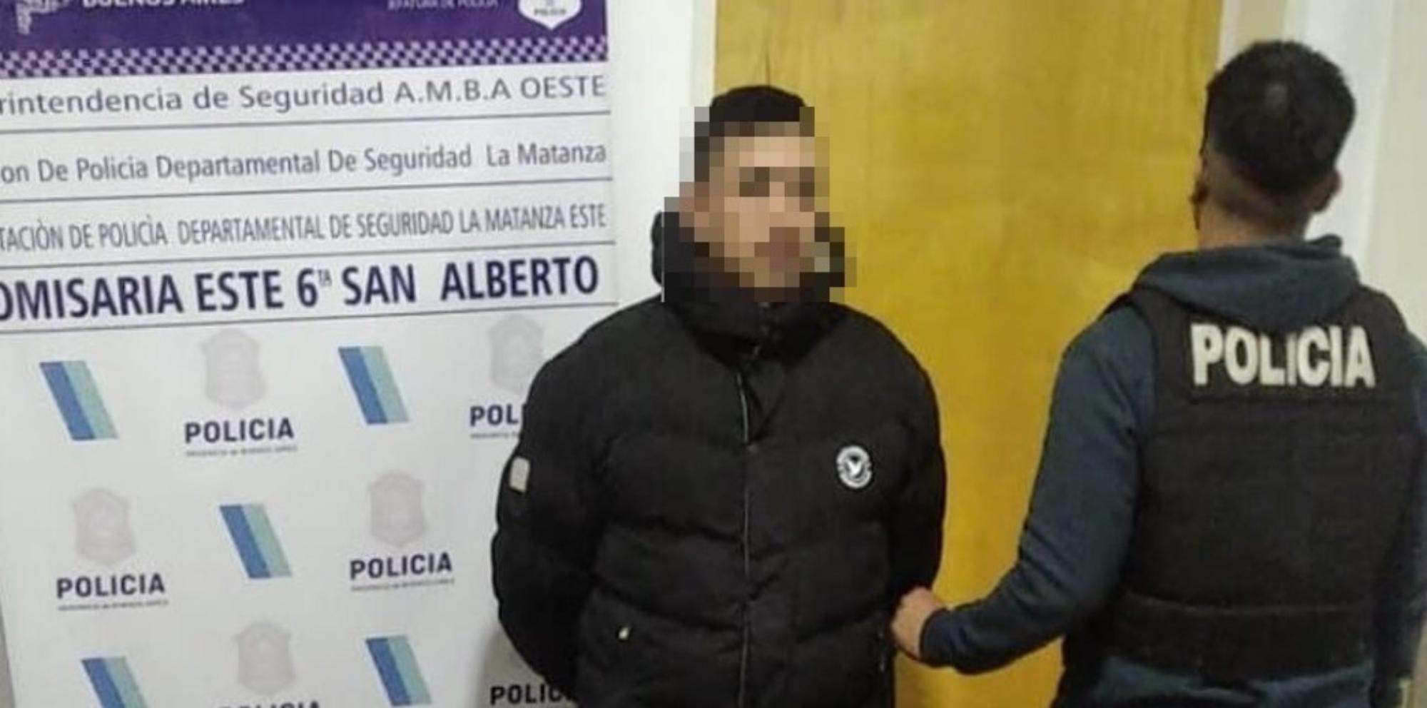  ESTE ES EL MALVIVIENTE QUE FUE DETENIDO POR LOS EFECTIVOS POLICIALES.