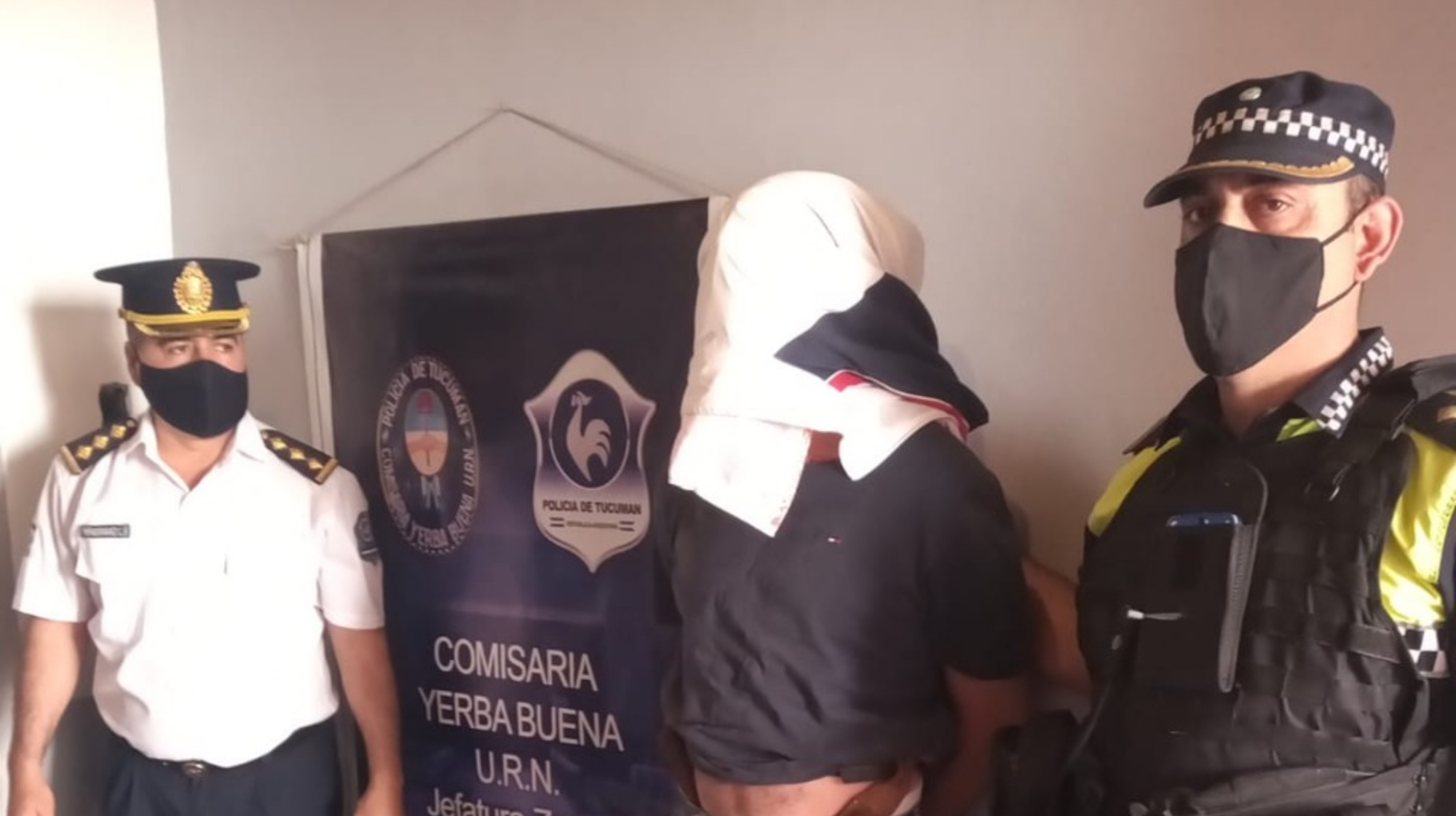 Detenido tras balear a una mujer cuando quería atacar a un ex compañero.