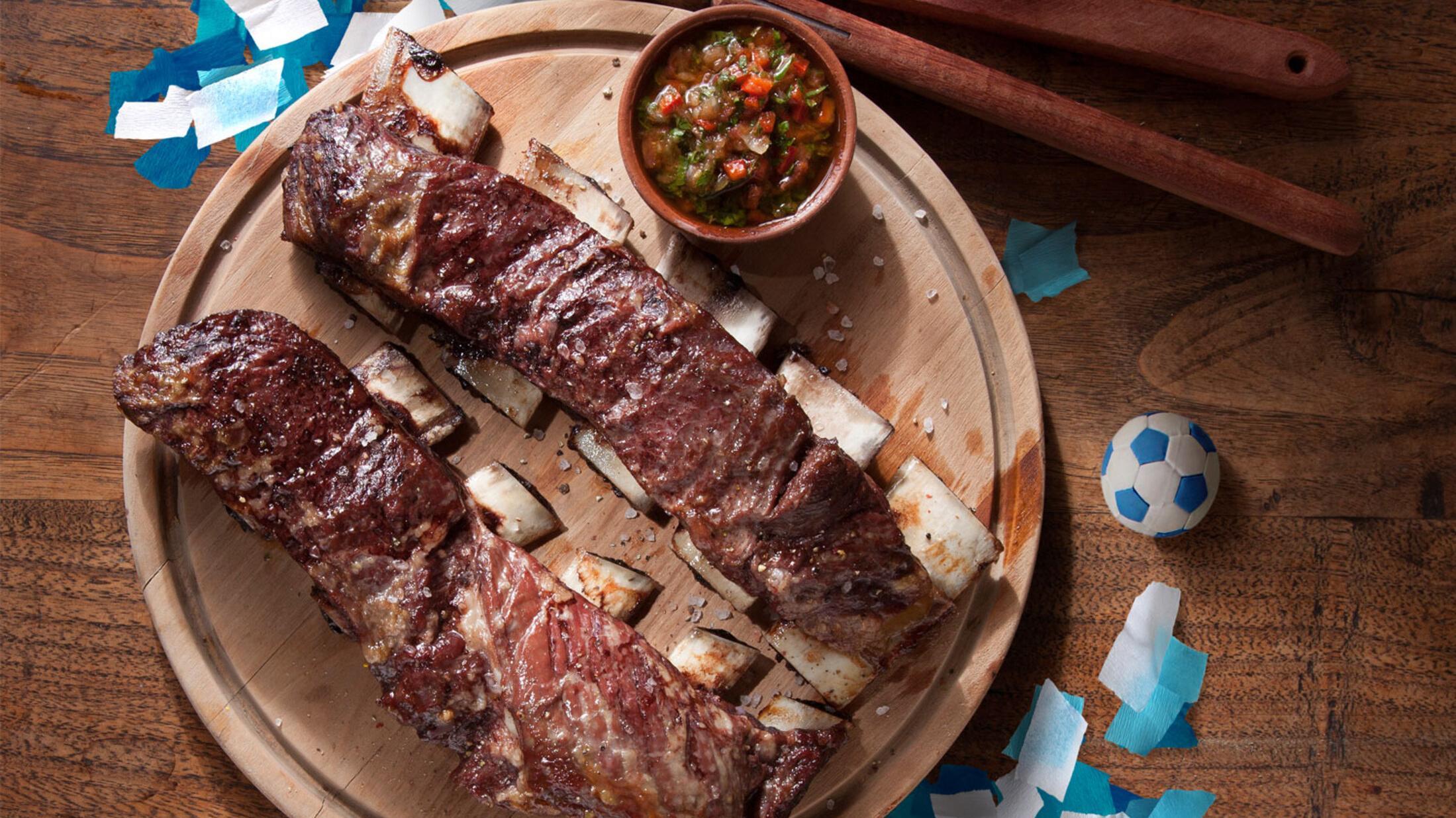 Conocé los trucos para saber cómo hacer asado a la parrilla y que la carne sea tierna.