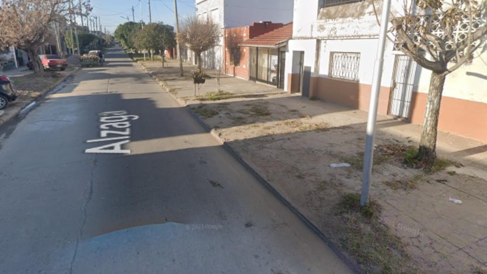 En esta cuadra de la calle Alzaga ocurrió el ataque (Google Street View).