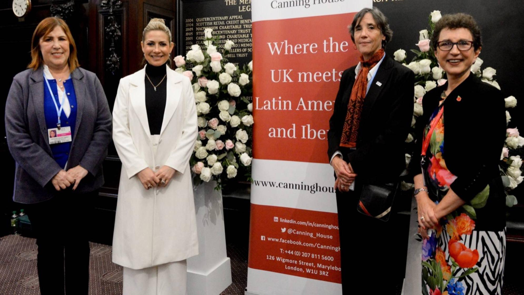 Fabiola Yañez, encuentro en Glasgow, por el cuidado del planeta.