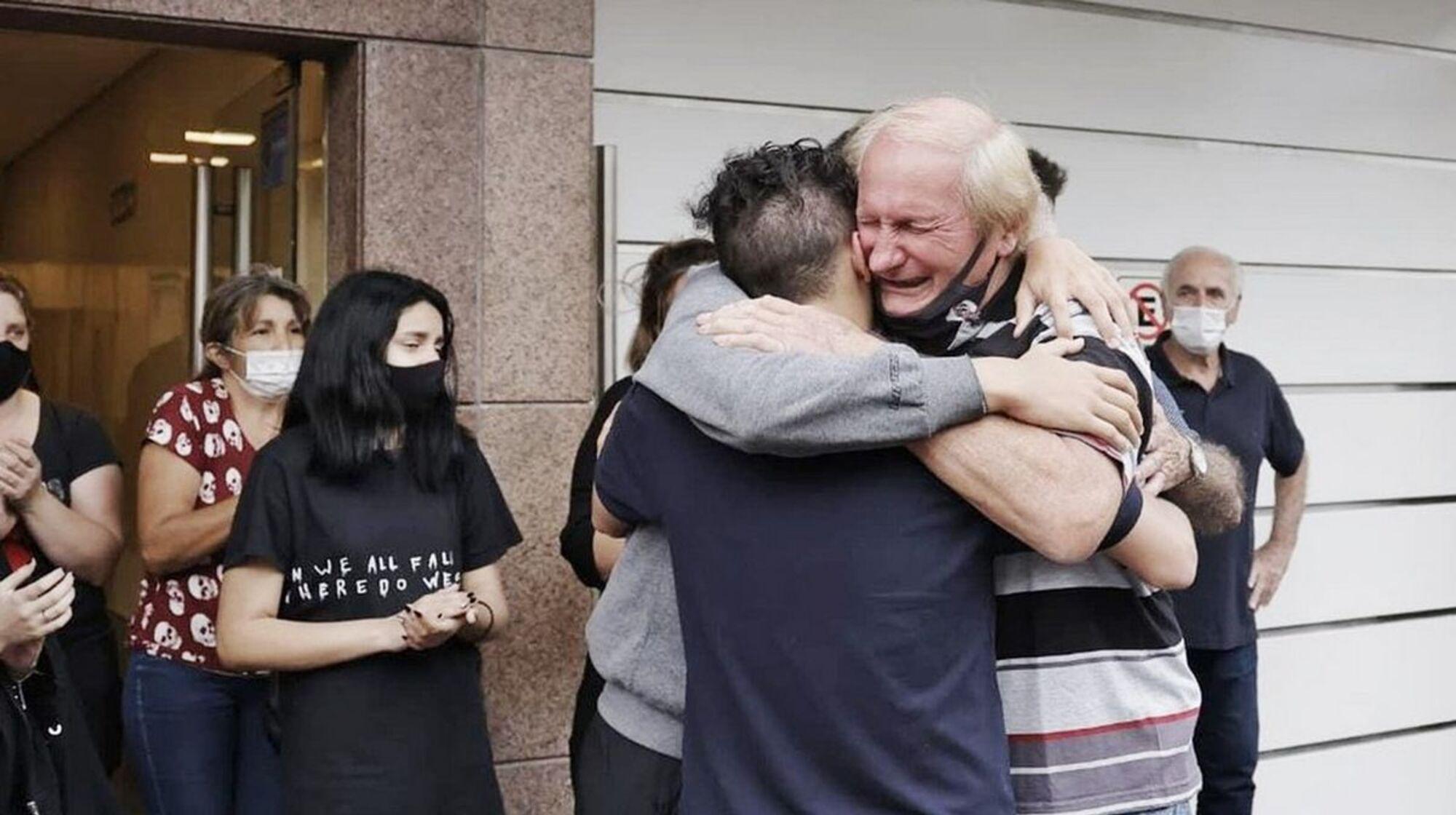 La familia de Roberto Sabo, en medio del dolor. 