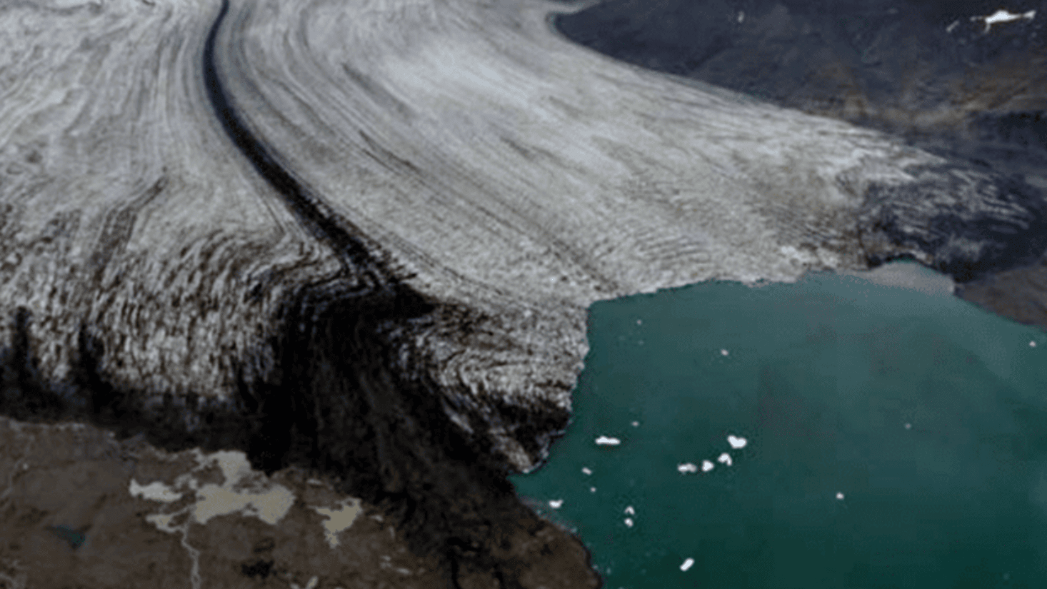 El video fue grabado en Islandia y registra el derretimiento de un glaciar en solo 6 semanas