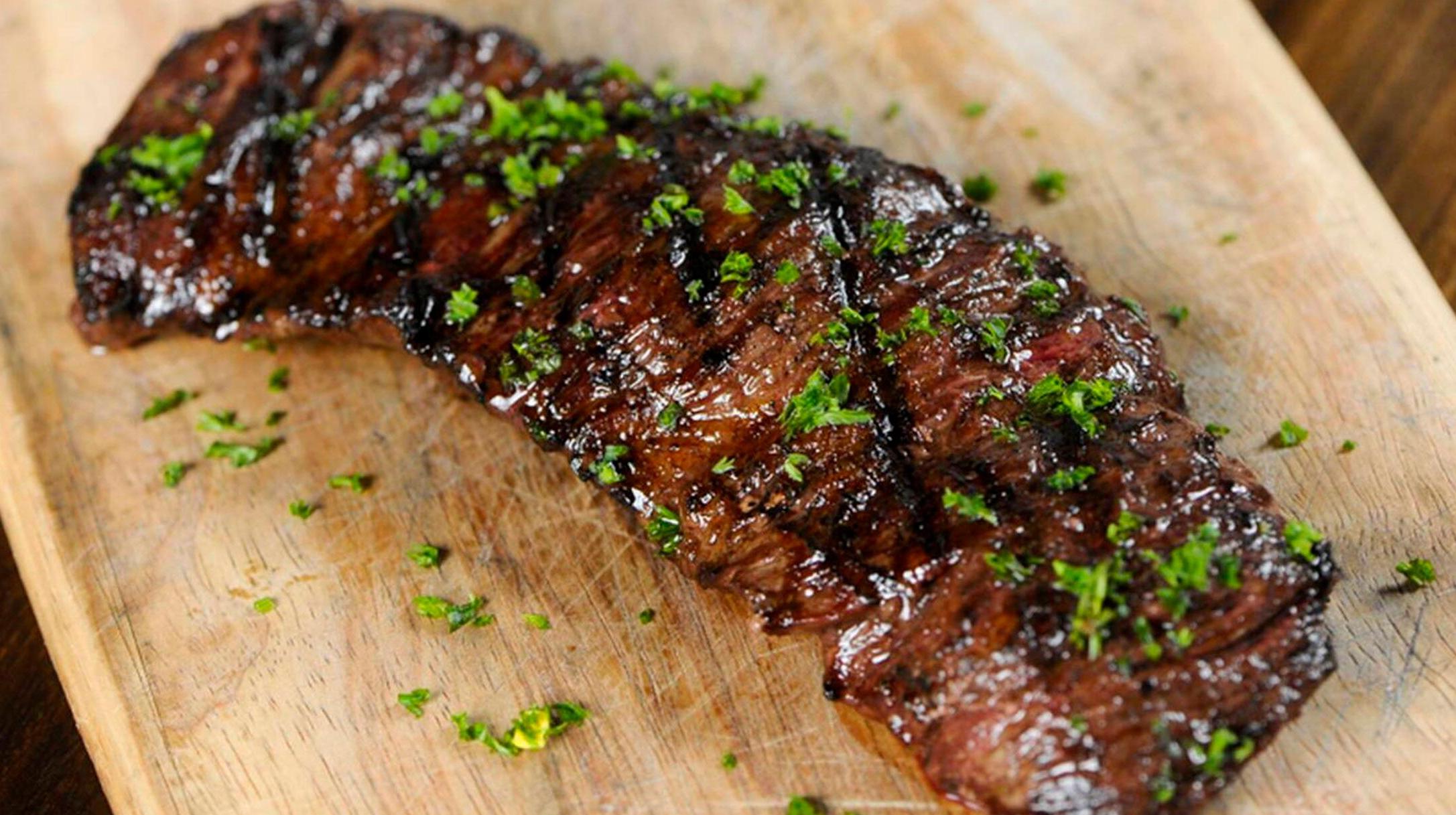 El centro de entraña a la parrilla es muy fácil de cocinar. 