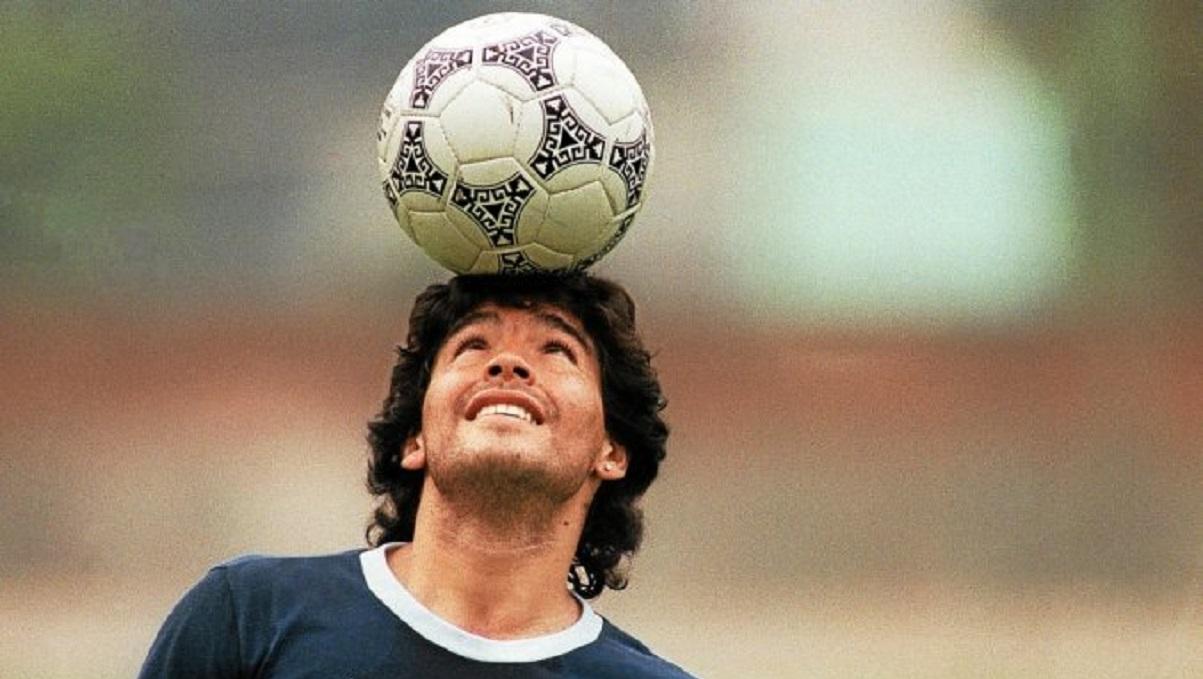 Diego Maradona, el ídolo del fútbol en todo el mundo, partió a los 60 años el 25 de noviembre de 2020.