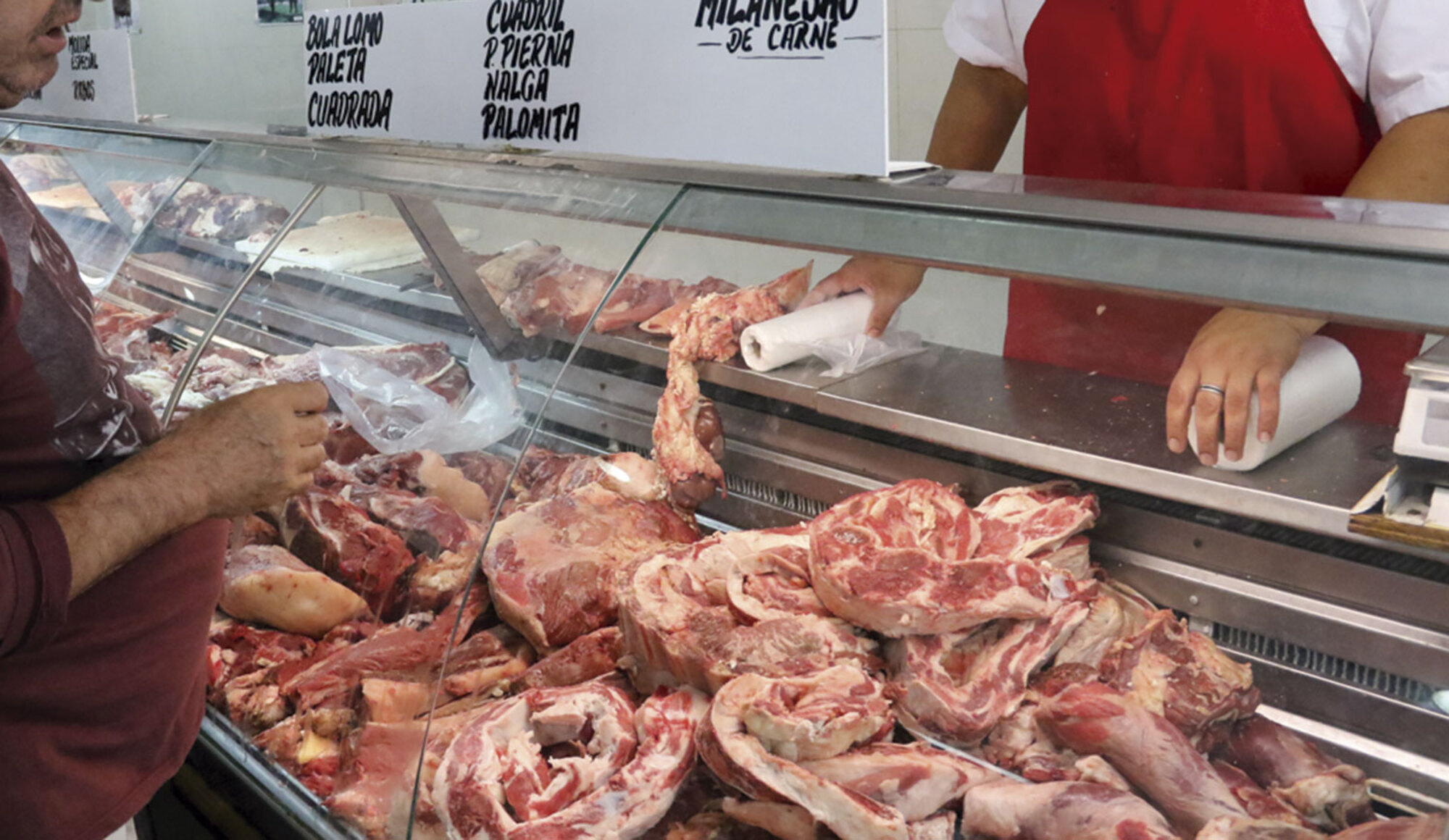 En algunas carnicerías de la Ciudad de Buenos Aires, el kilo de asado pasó esta semana de $700 a $1.000.