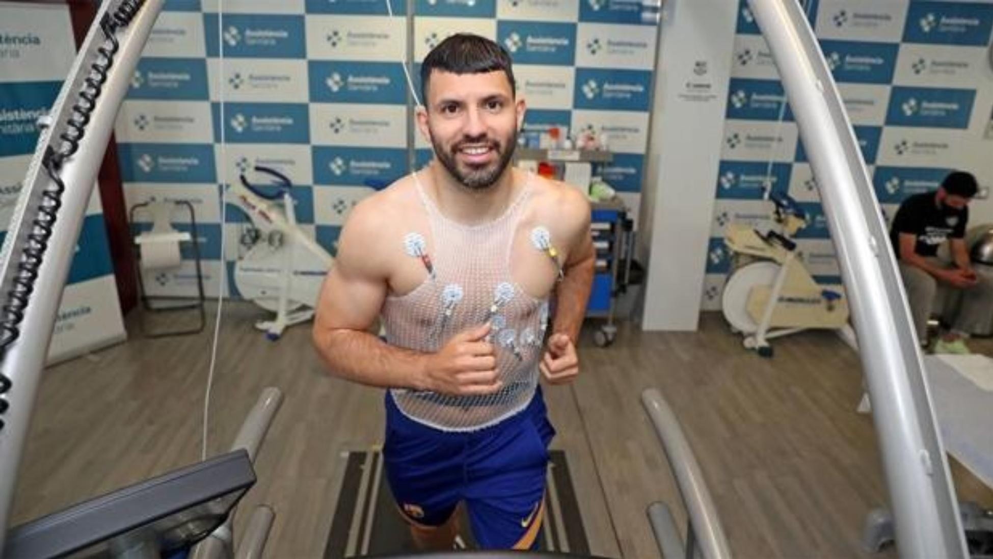 El mes pasado, Agüero padeció una arritmia en el partido frente al Alavés. 