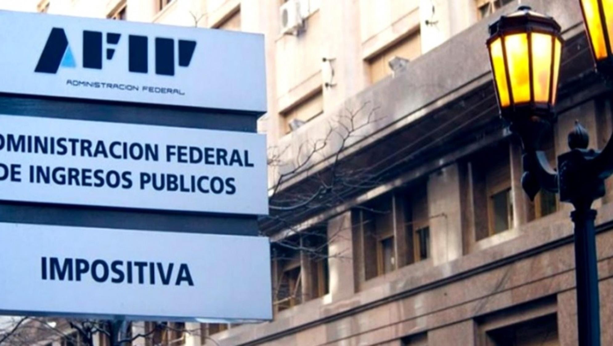 La AFIP extendió el plazo que vencía este jueves para regularizar Ganancias y Bienes Personales.