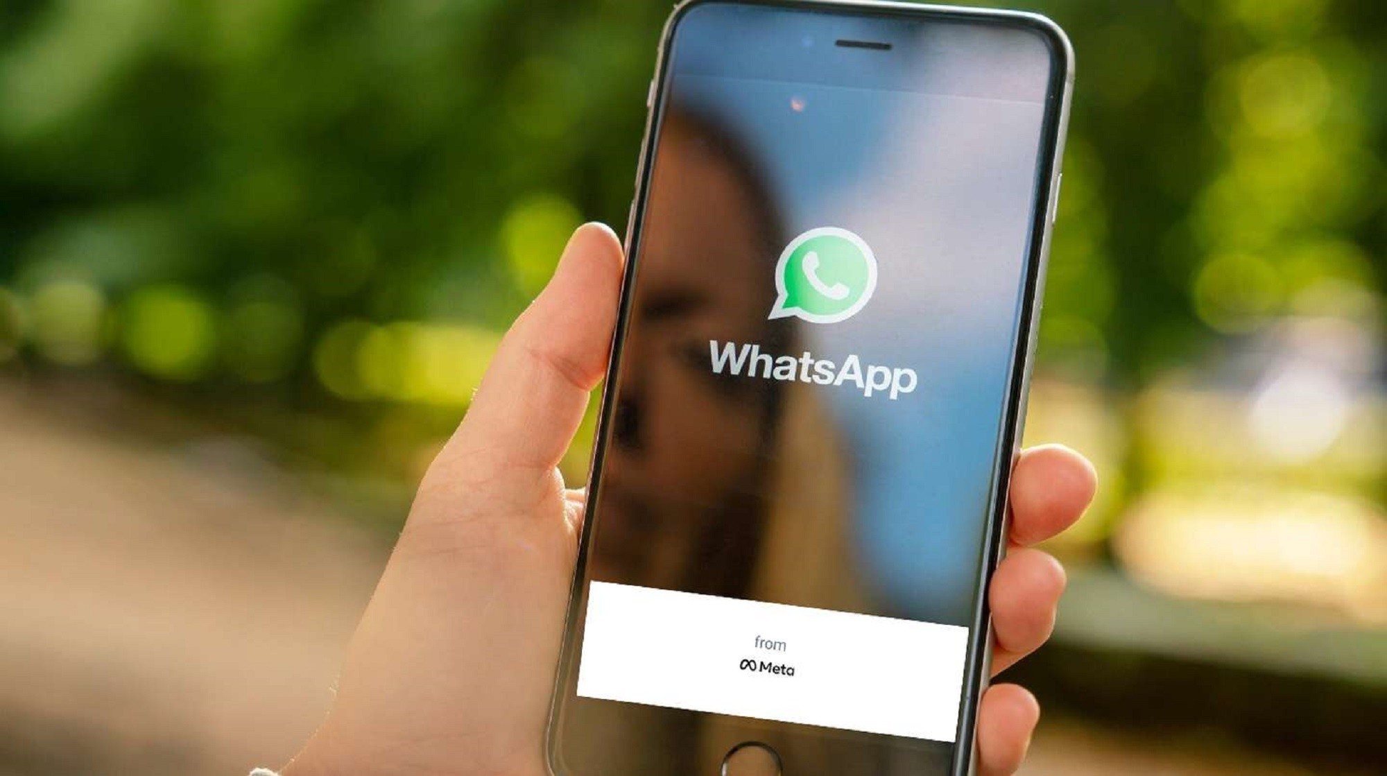 Se terminó: ya no vas a poder espiar si un contacto de WhatsApp está en línea o no.