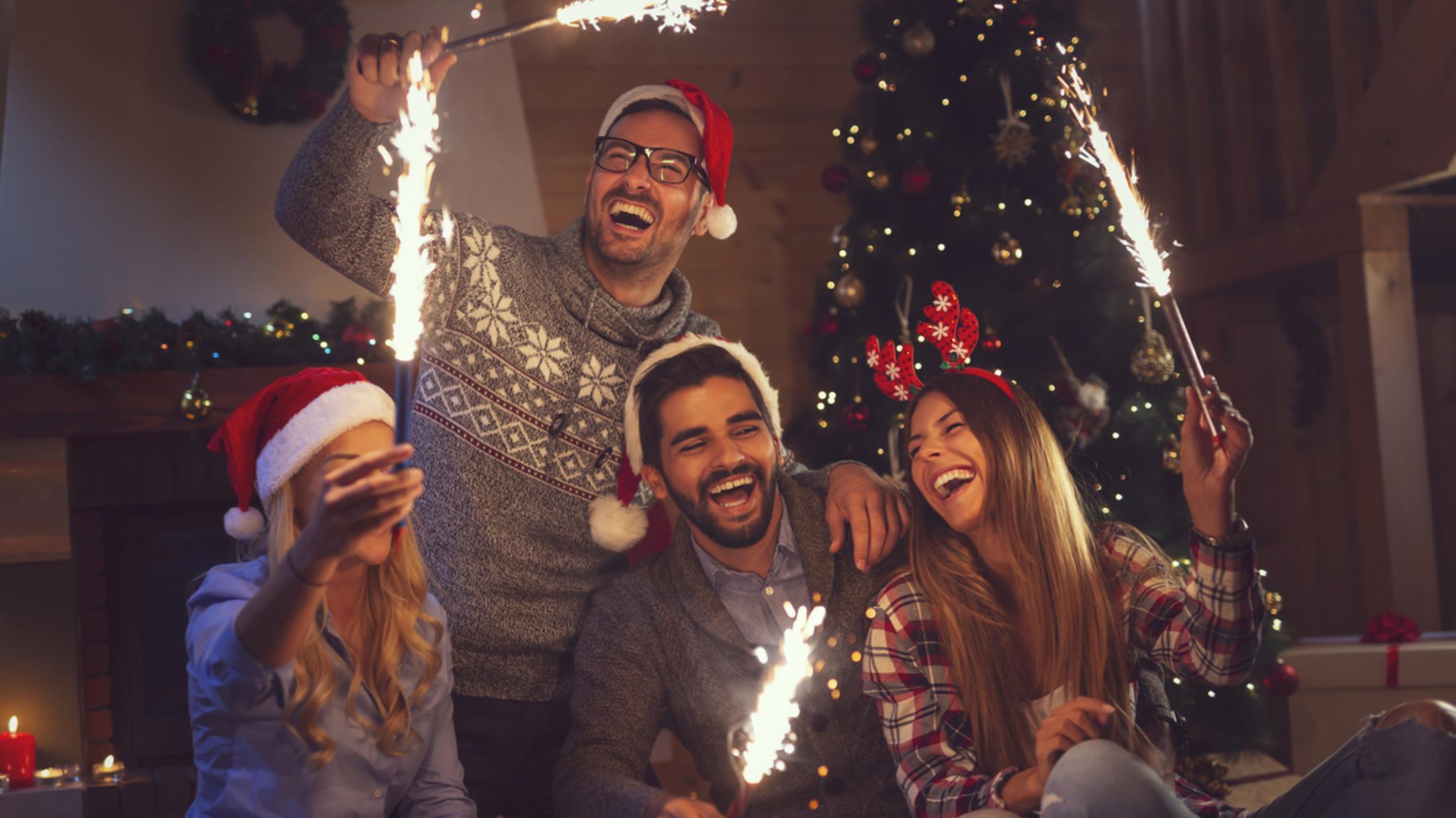 Los saludos de Navidad no pueden faltar esta noche.