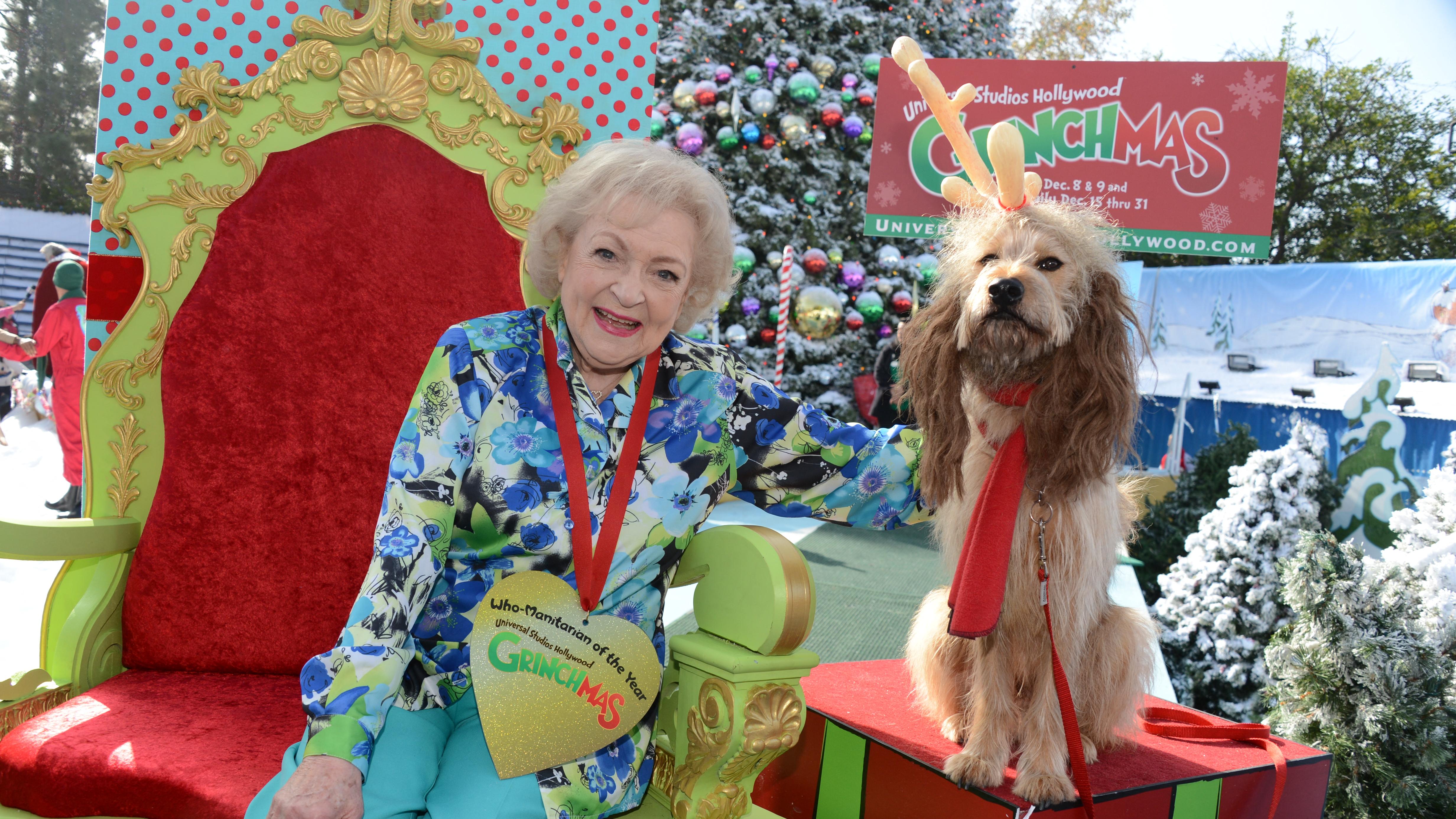 Tras nueve décadas récord de carrera en la televisión y el cine, murió la actriz Betty White (Télam).  