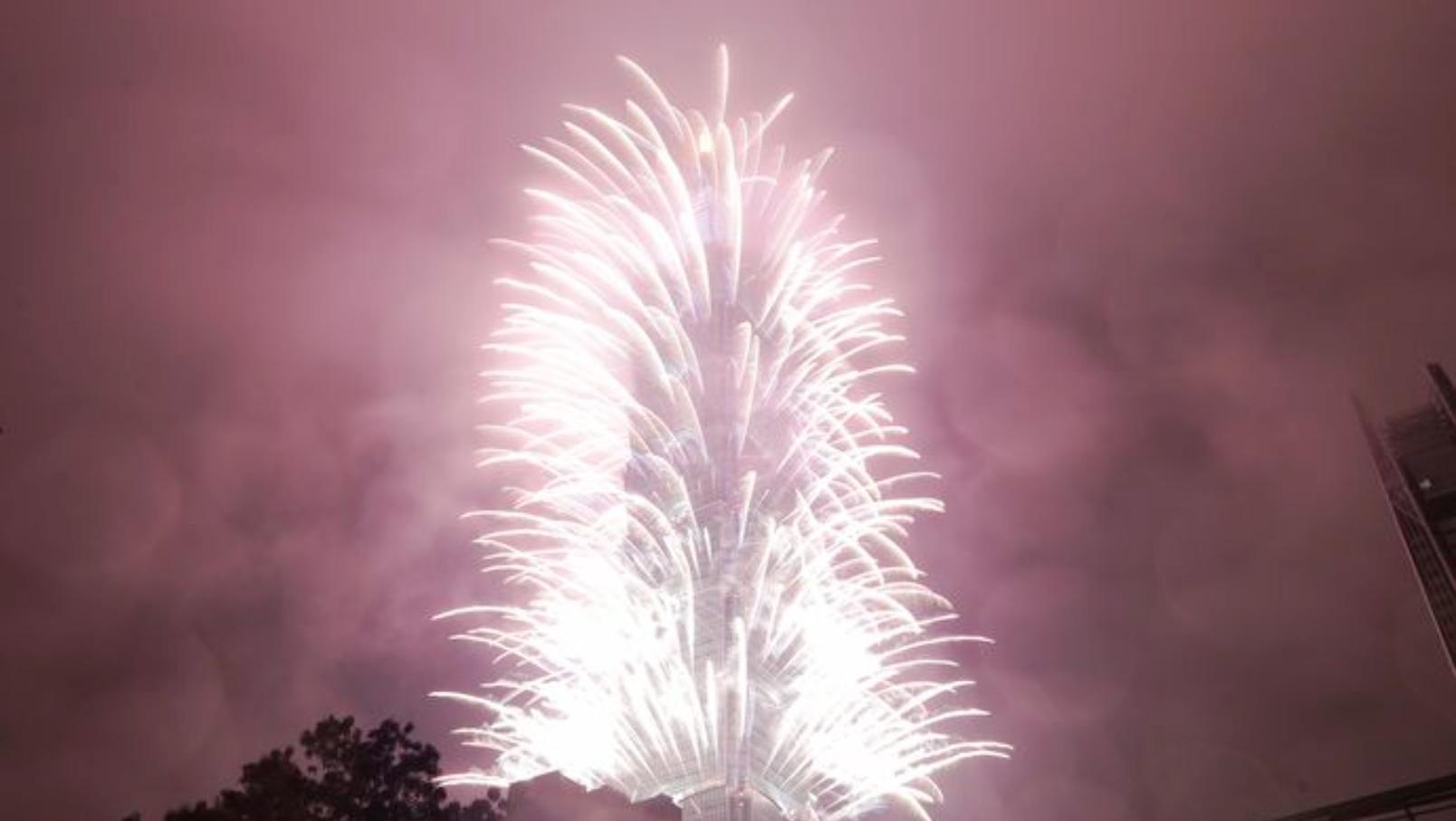 Los fuegos artificiales fueron un denominador común. 