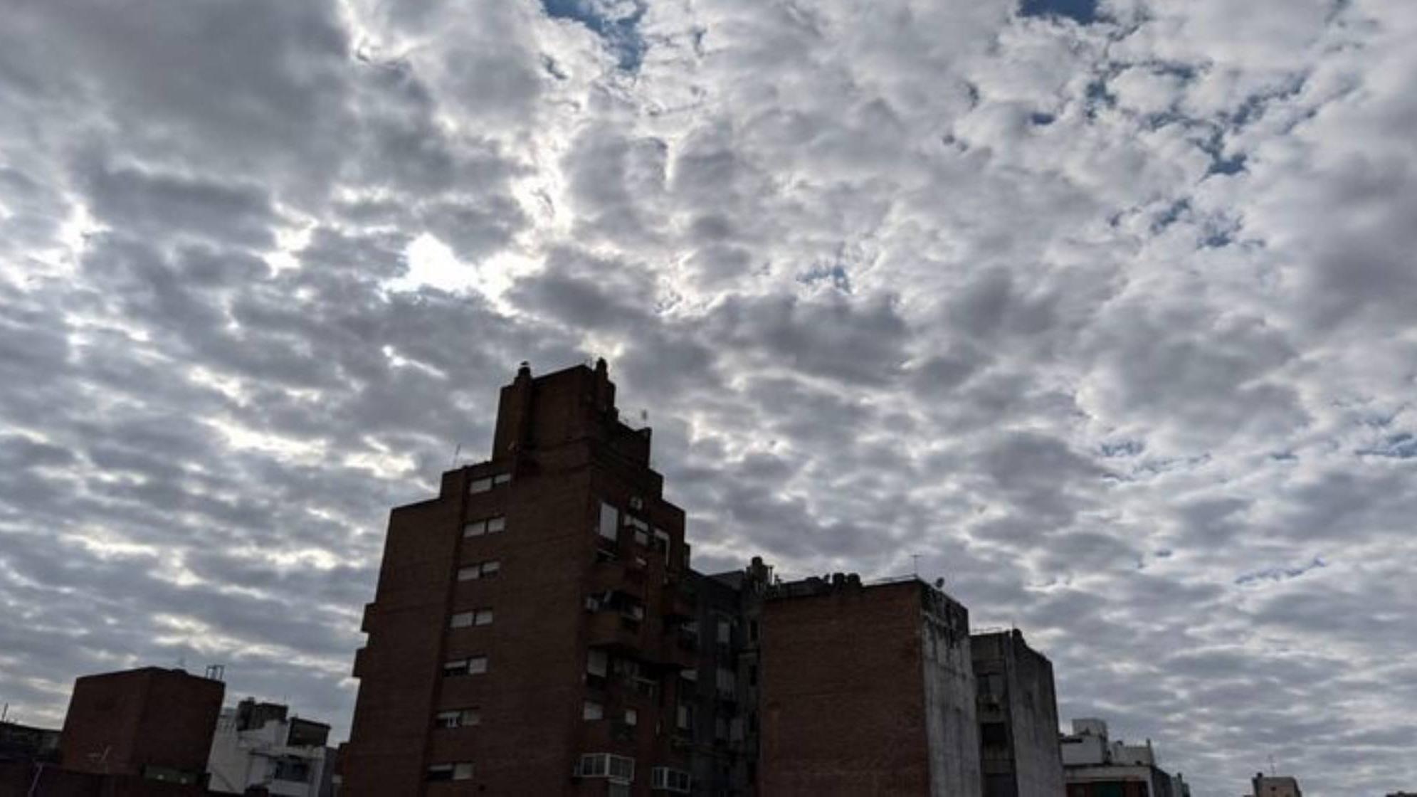 ¿Se viene la lluvia? Domingo caluroso e inestable en la ciudad de Buenos Aires y alrededores.