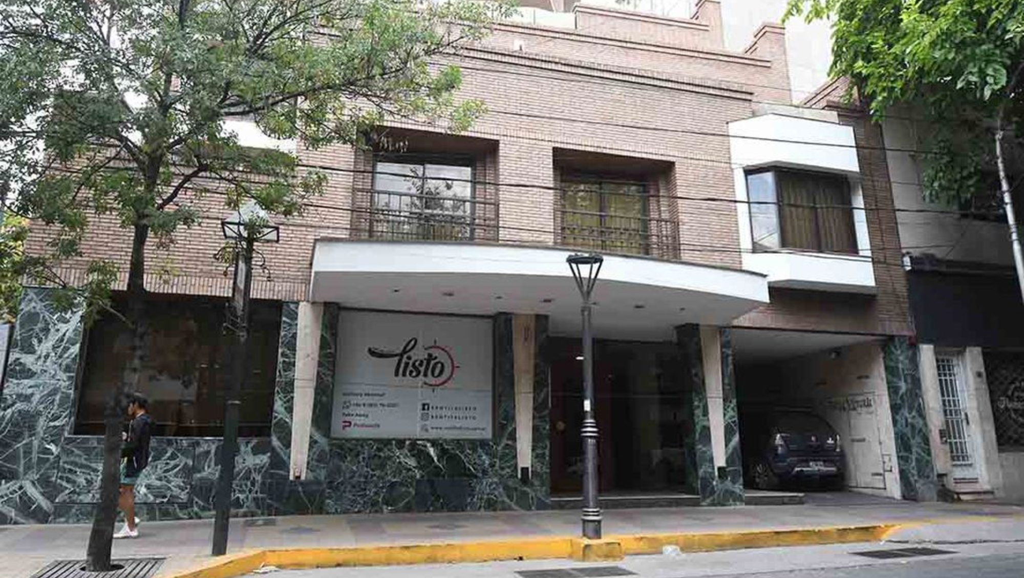 El hotel donde murieron los dos turistas extranjeros