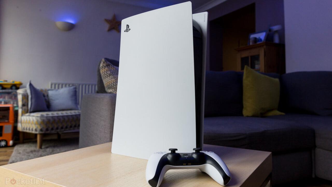 La PlayStation 5, la quinta generación de la consola insignia de Sony, se lanzó en diciembre de 2020.