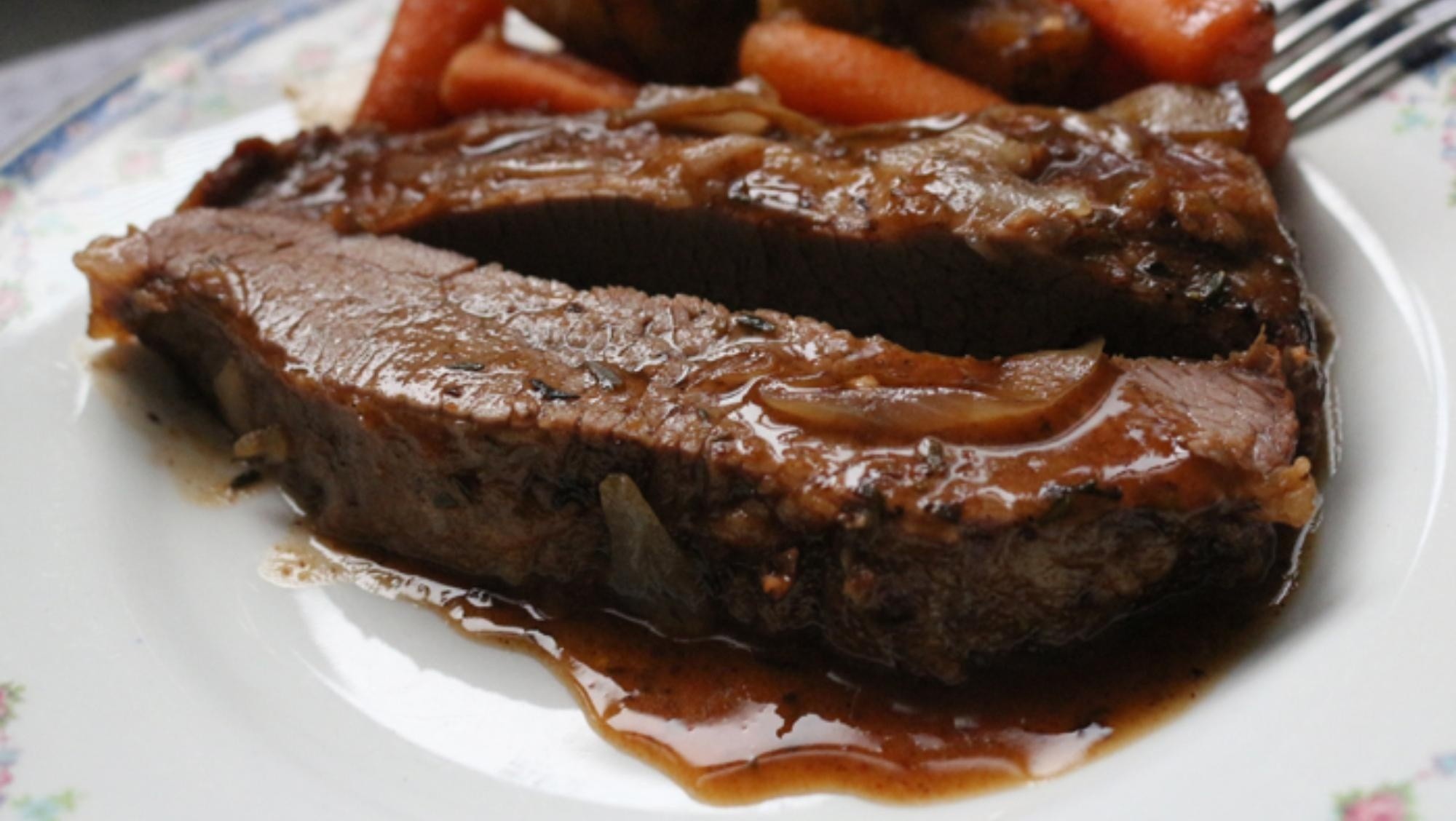 Tapa de asado macerada, la riquísima receta para disfrutar buena carne sin usar la parrilla.