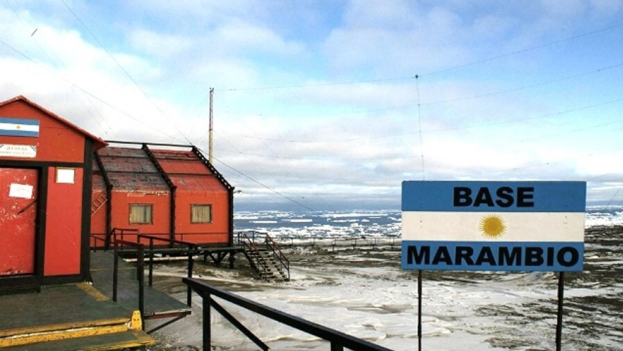 La base Marambio es la principal estación científica y militar de la Argentina en Antártida.