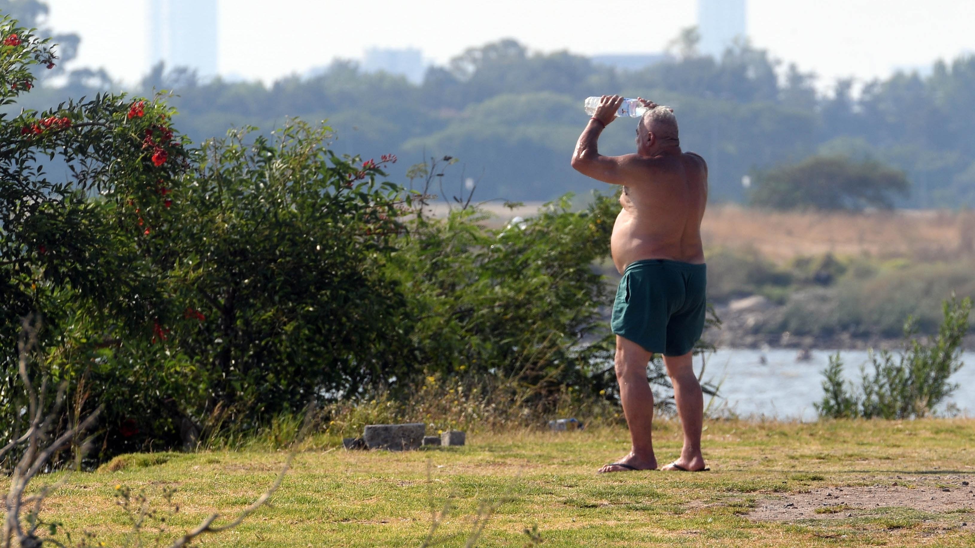 Otra jornada sofocante: en ocho provincias se superaron los 39 grados de temperatura (Télam)