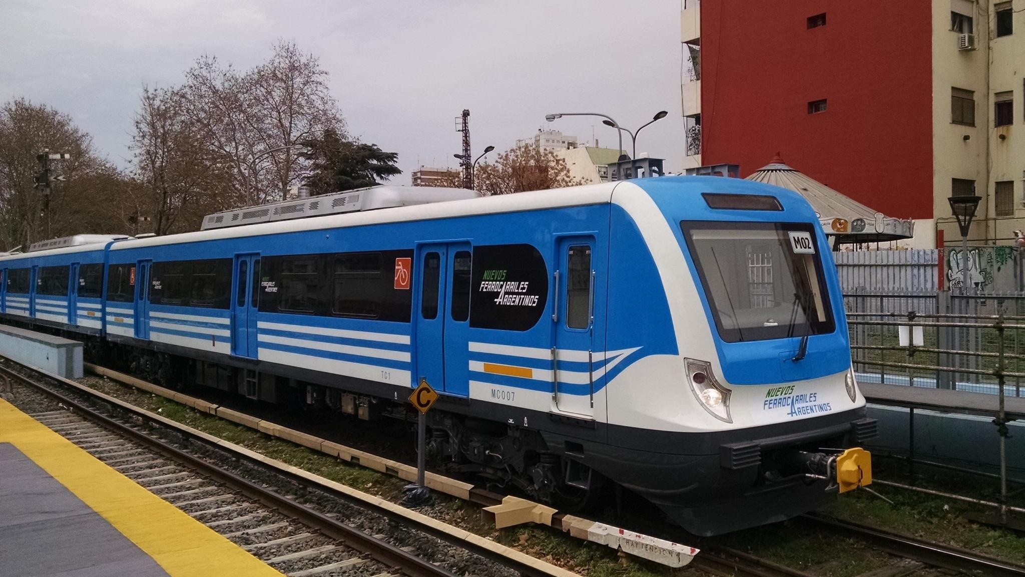 Medida de fuerza que realizan trabajadores del ferrocarril Sarmiento nucleados en la Seccional Oeste de la Unión Ferroviaria (UF).