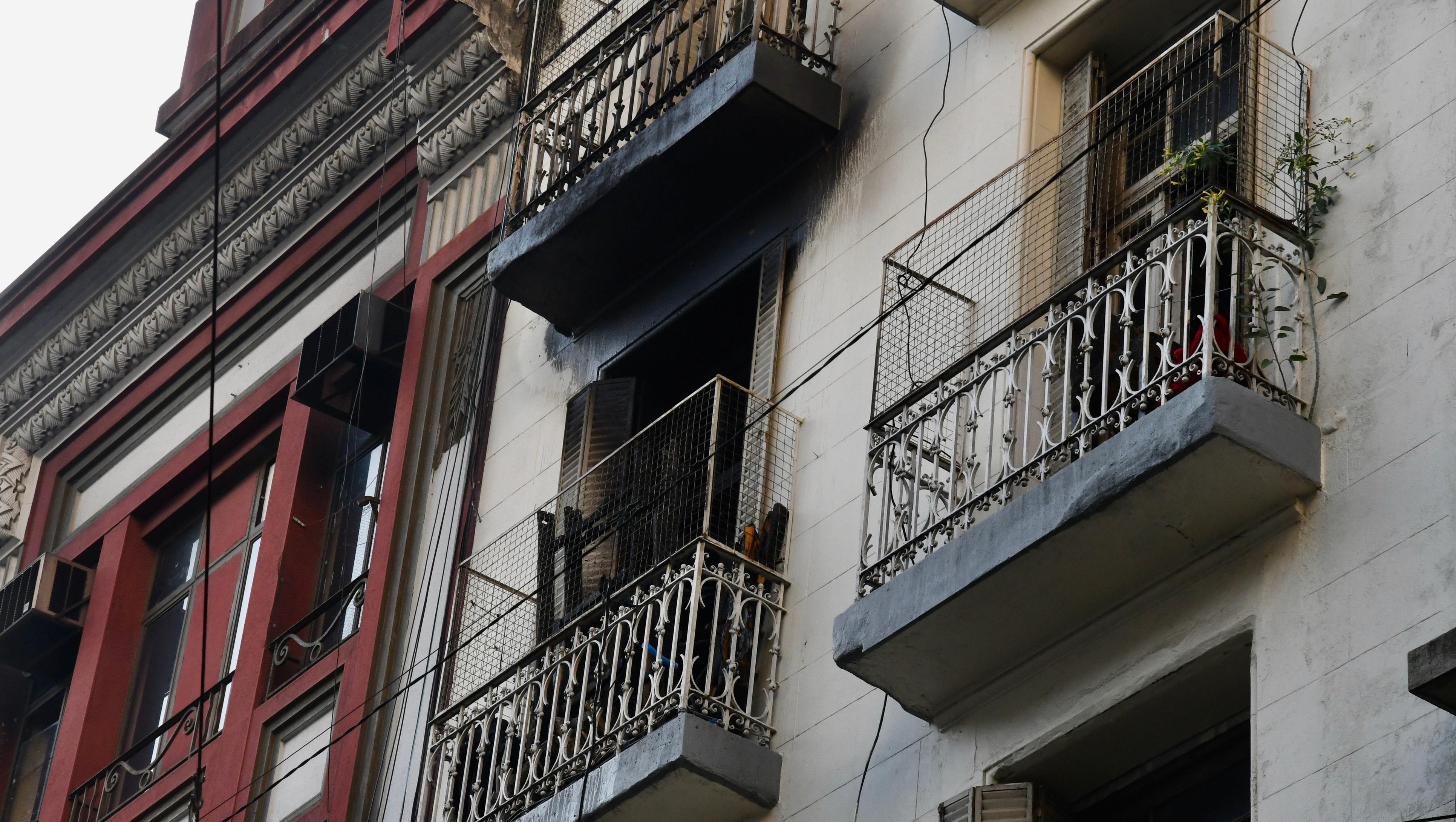 El tercer piso de un hotel se prendió fuego en Microcentro (Télam).