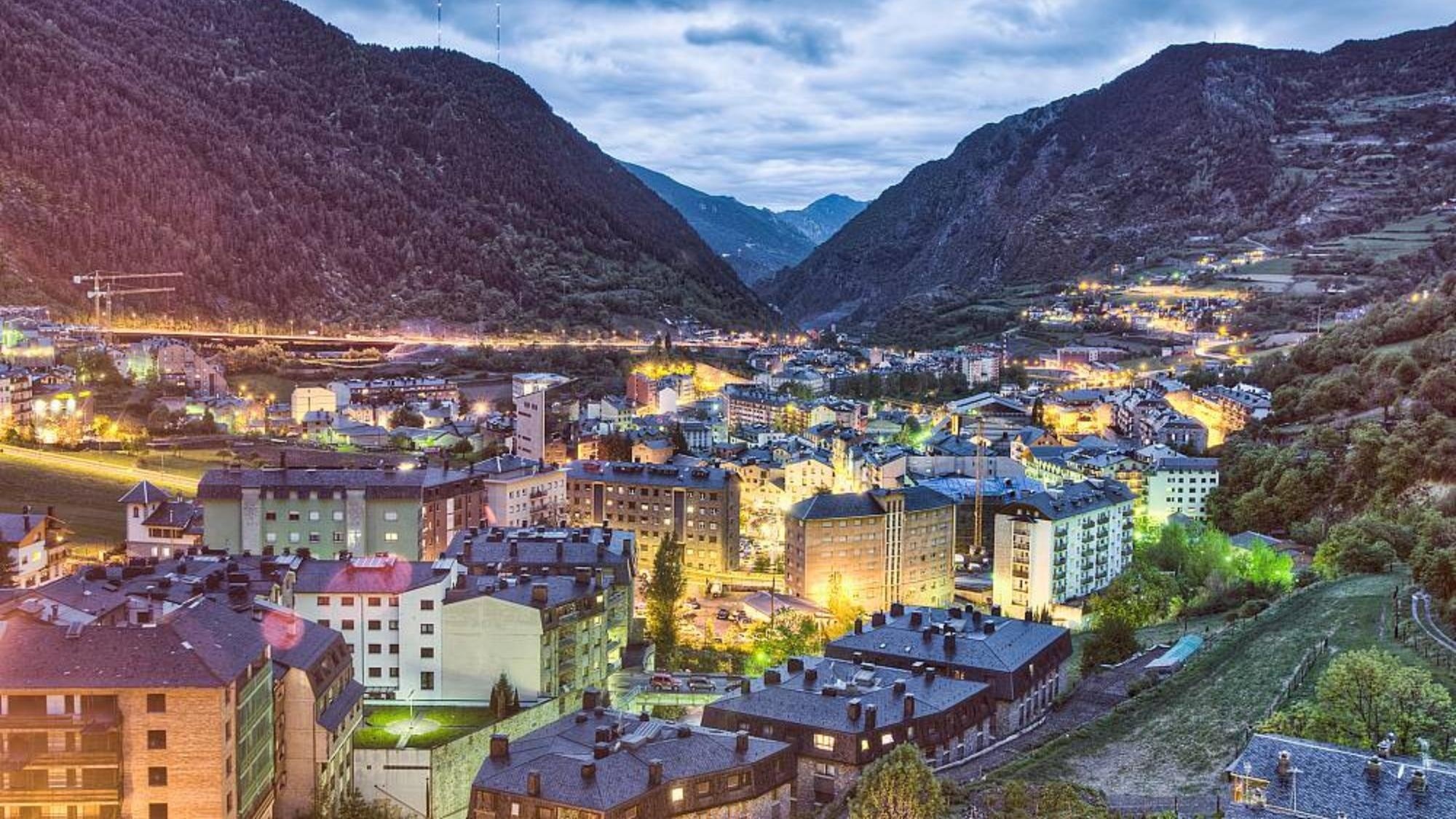 Andorra ofrece vacantes en los centros de esquí más lindos de Europa.