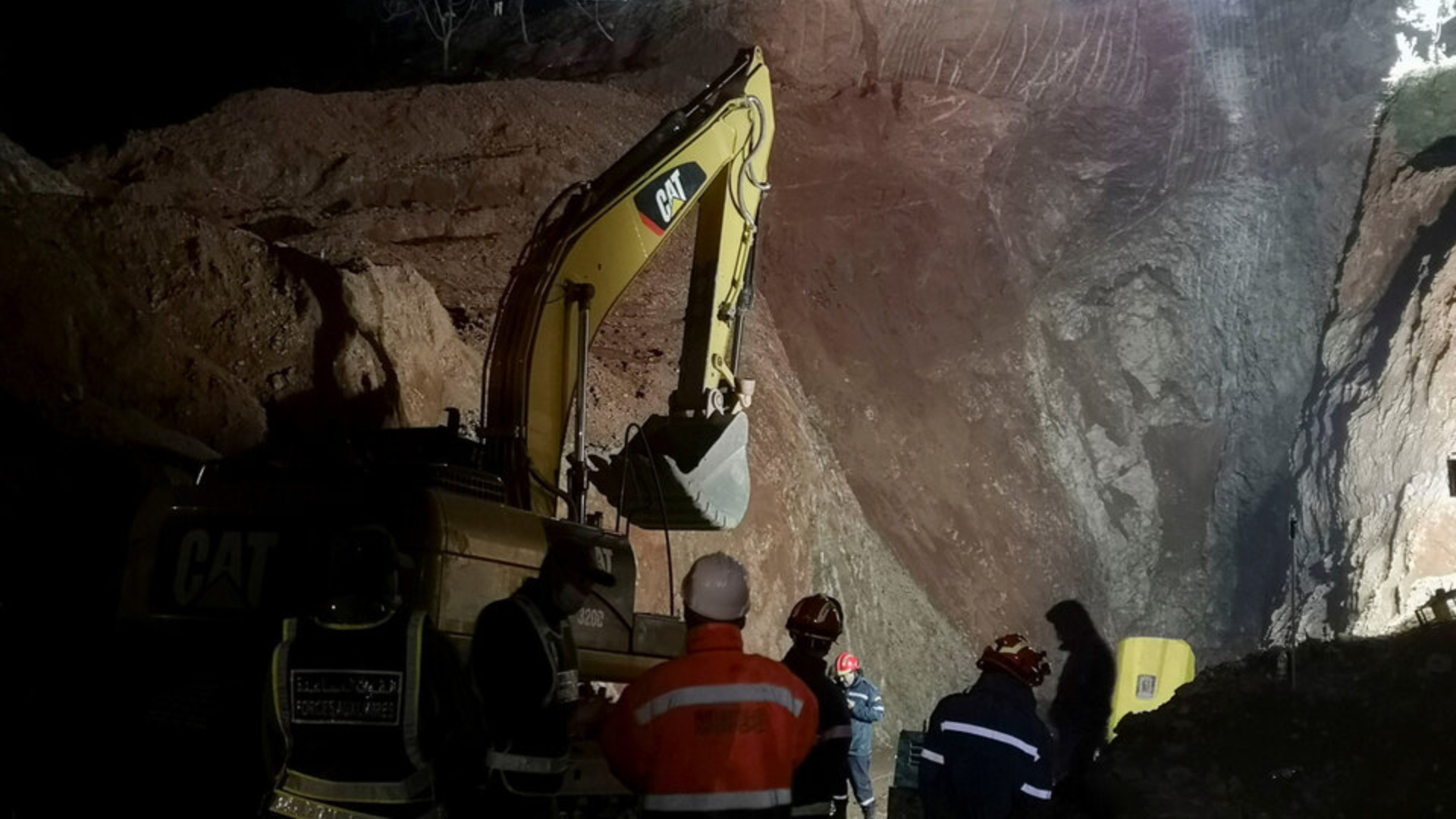 Rayan cayó al pozo el martes y salió sin vida de allí el sábado. (gentileza AFP)