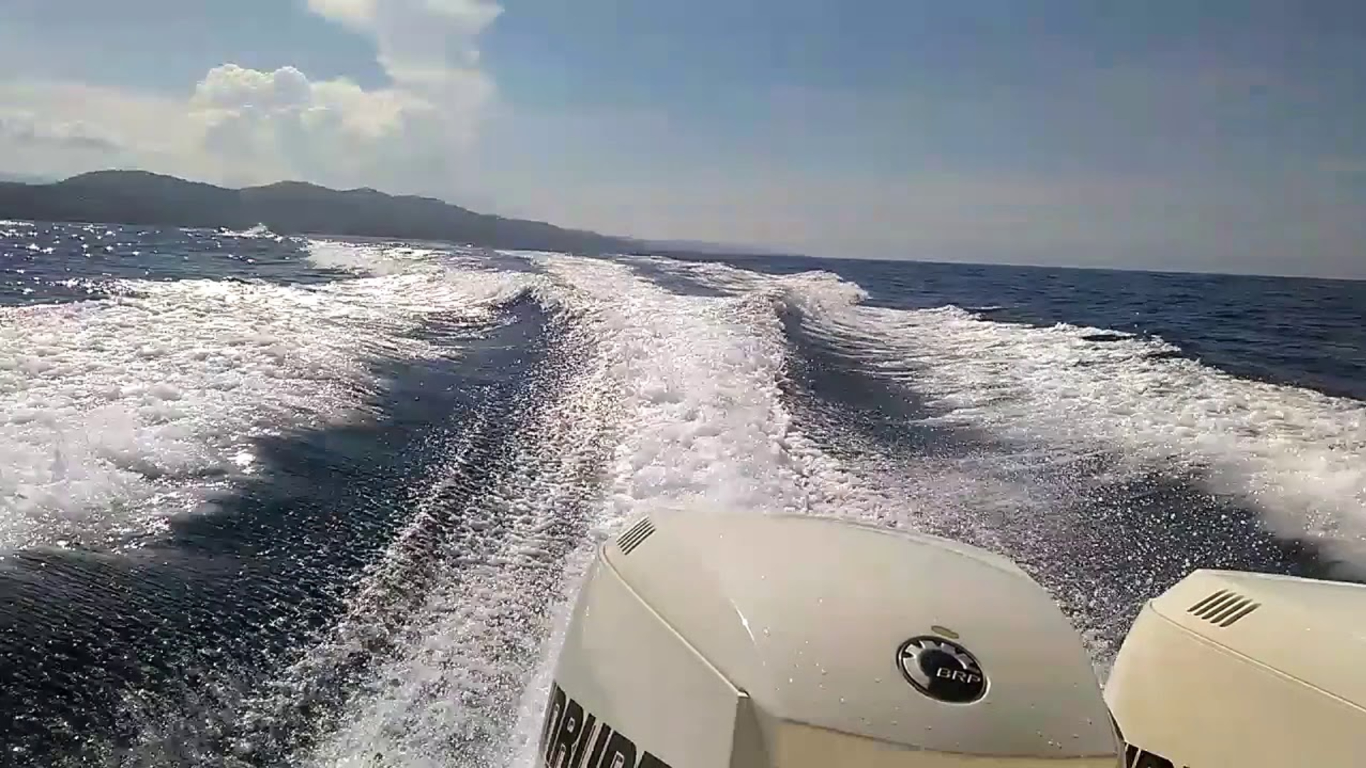 Un pescador fue atacado por un animal marino.