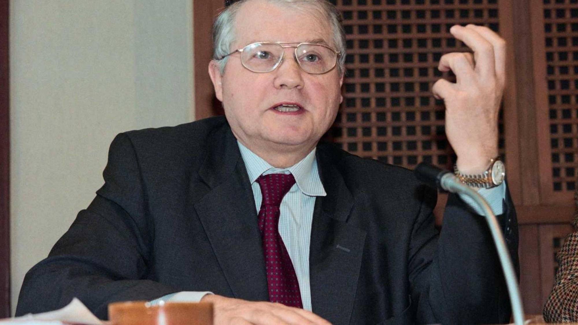 Murió el descubridor del virus del sida: Luc Montagnier era francés y por su hallazgo obtuvo el premio Nobel de Medicina.