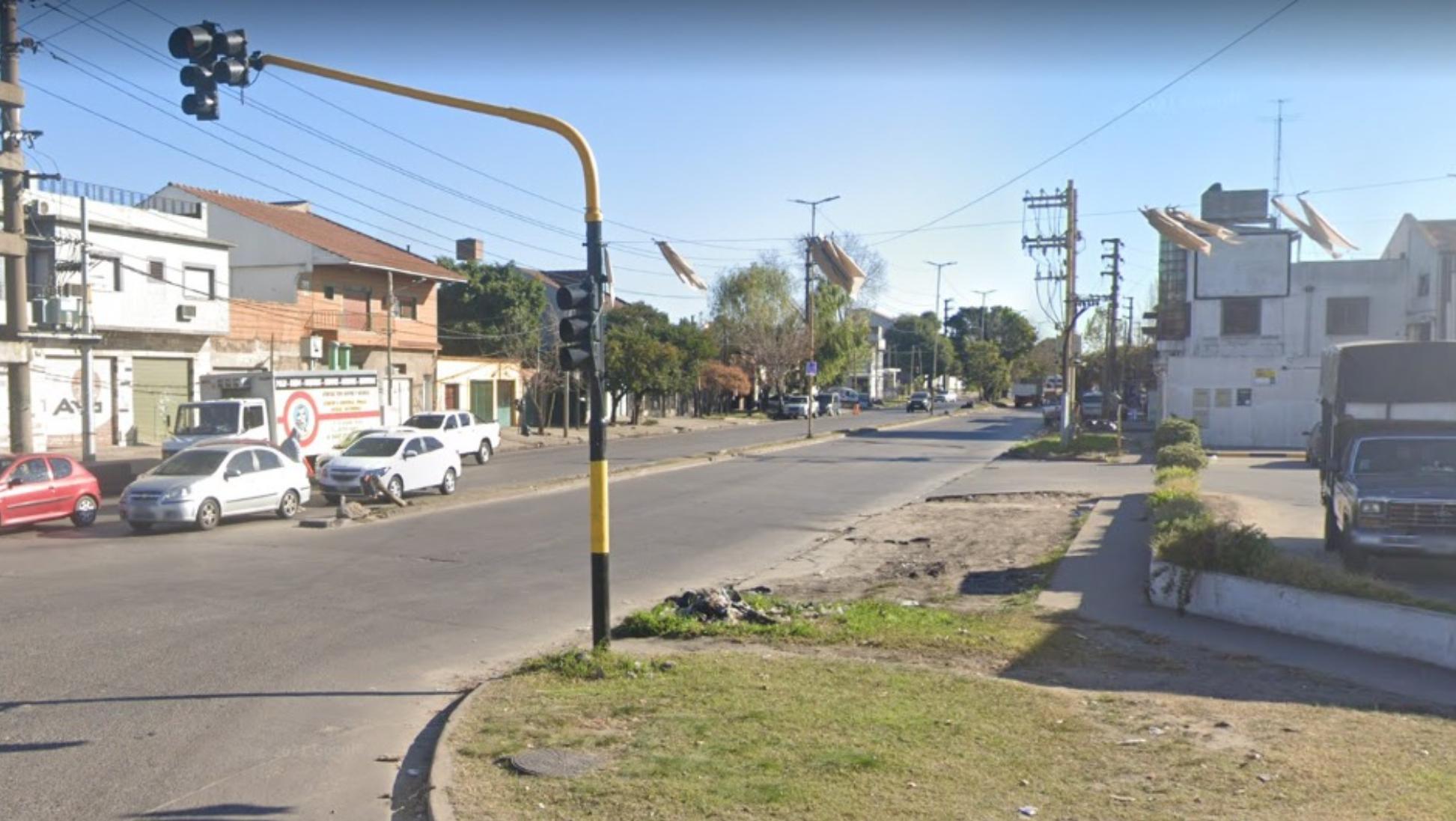 El vehículo sustraído fue encontrado abandonado en esta zona del Gran Buenos Aires.