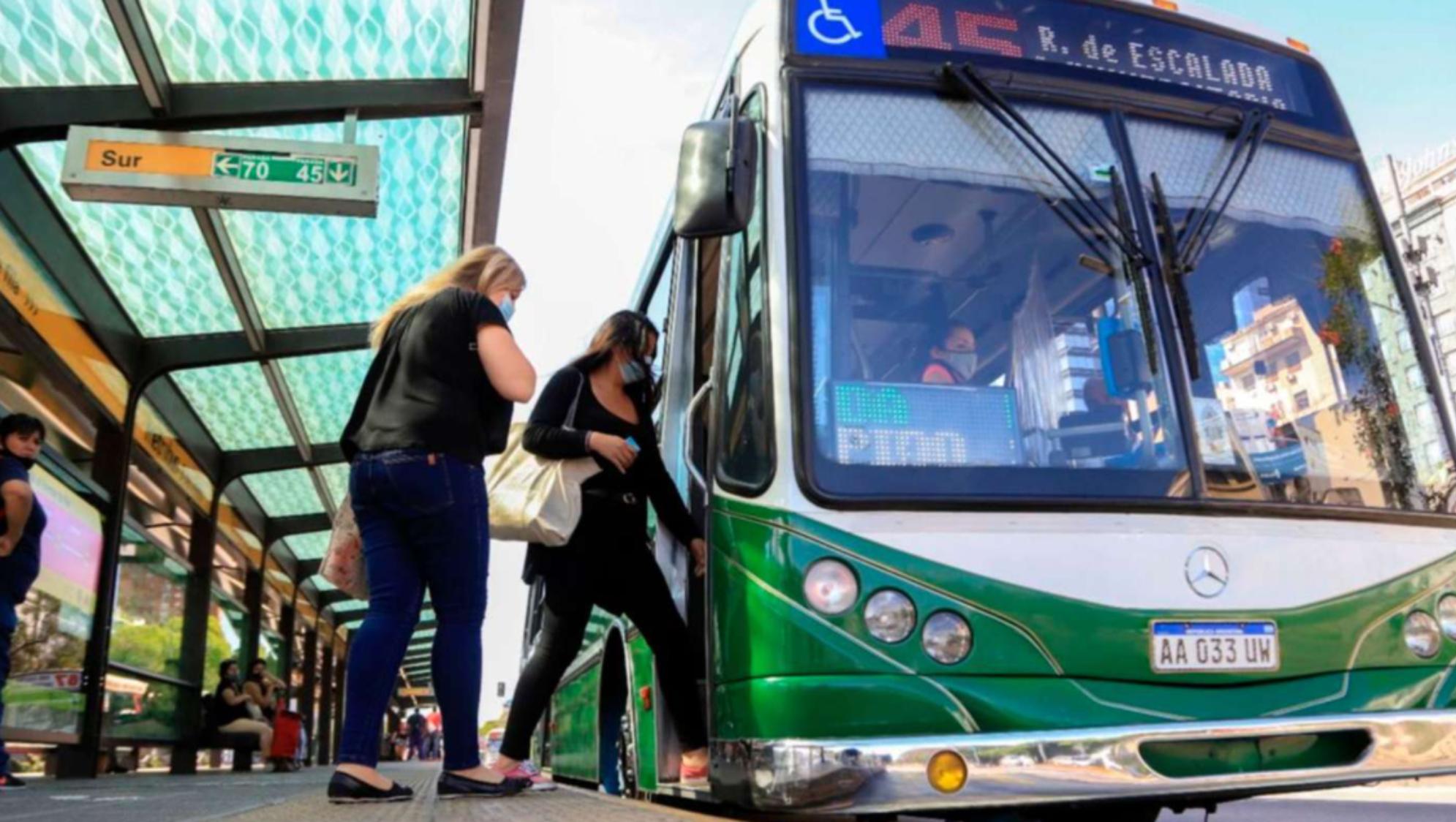 El Ministerio de Transporte aumentó la compensación para el transporte público del interior.