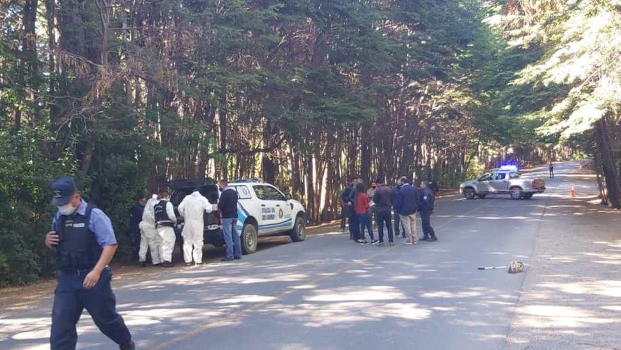 Una mujer fue hallada asesinada en el sendero de Circuito Chico, en Bariloche.