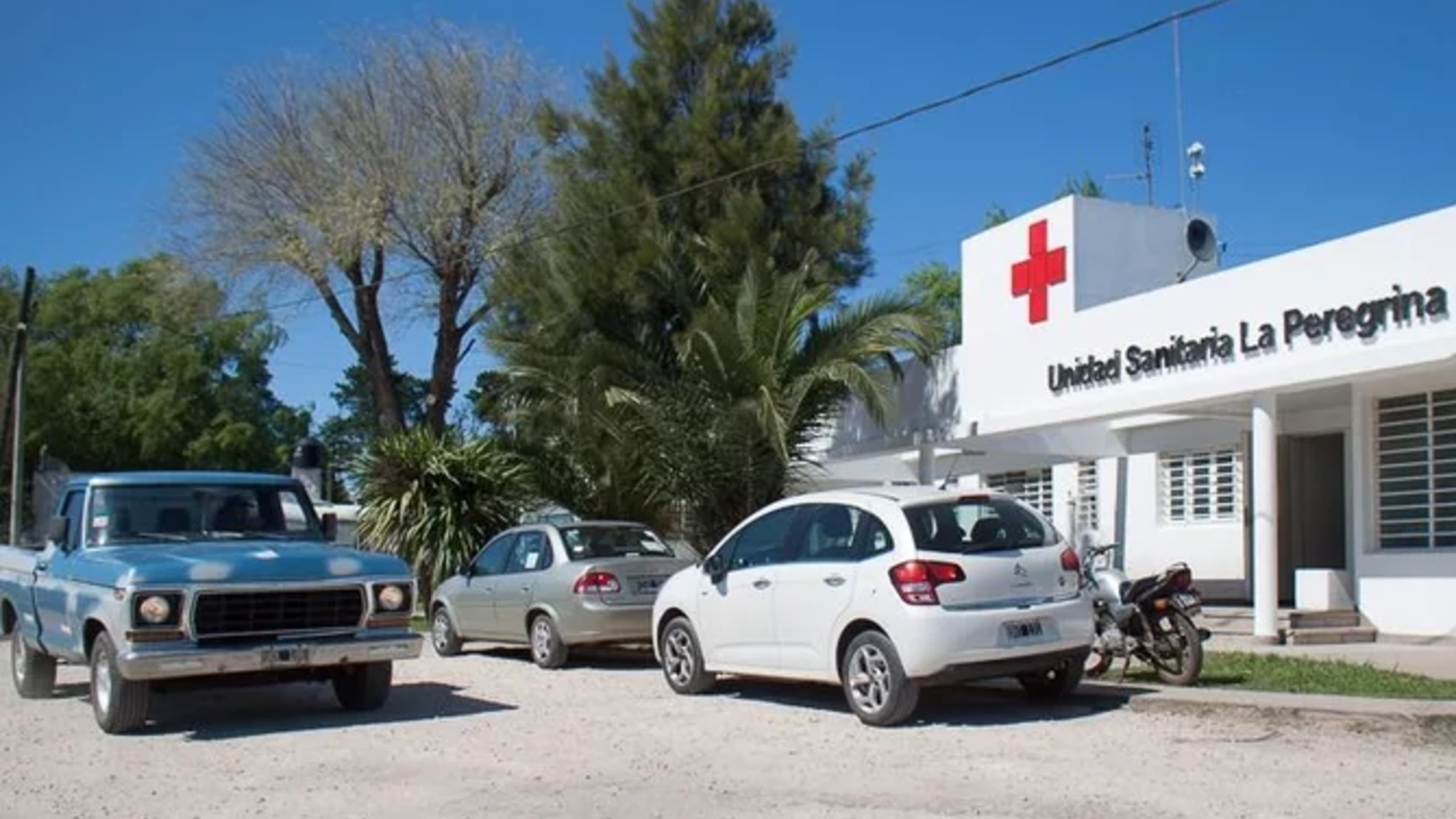 Al hospital llegaron los primeros dos heridos y los médicos alertaron a la policía