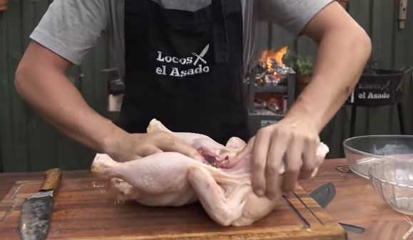 Pollo trozado