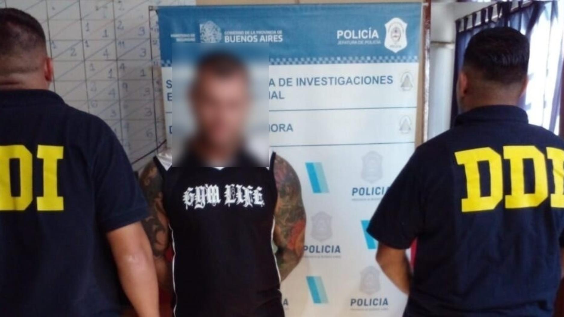 Este es el sujeto que fue arrestado por haber ultrajado al nenito de dos años.