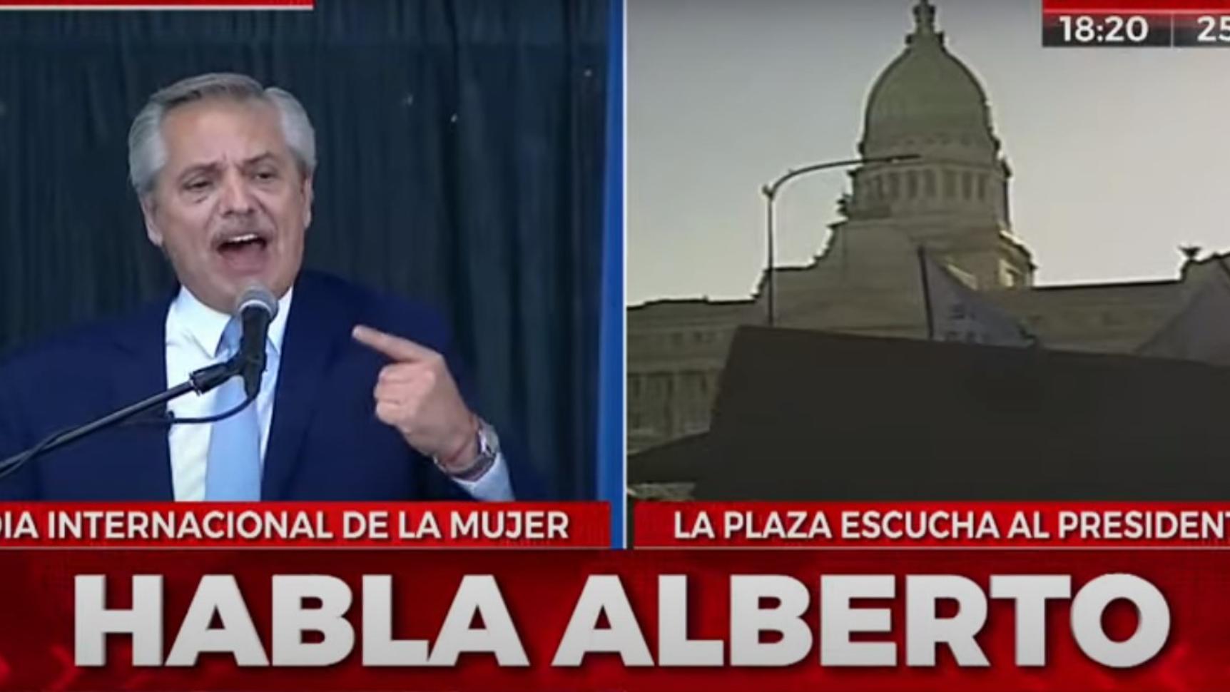 El Presidente aprovechó el acto por el Día de la Mujer para repasar distintos temas de la actualidad nacional.