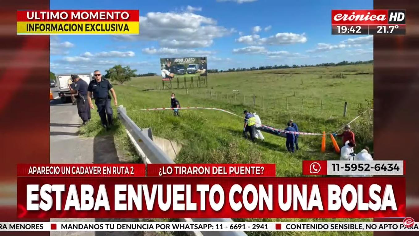 El hallazgo del cuerpo fue realizado en el kilómetro 67 de la Ruta 2 cerca de la localidad platense de Lisandro Olmos (Crónica HD).