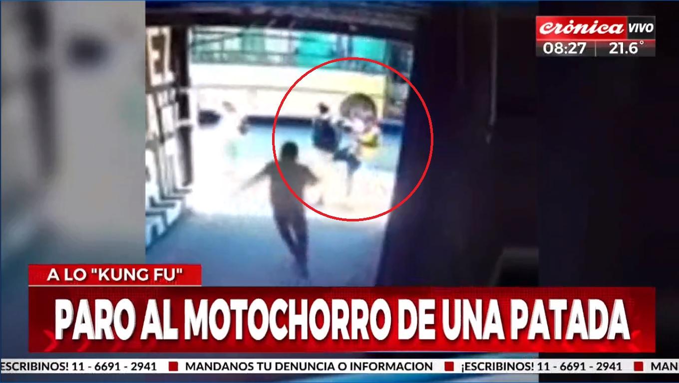 Así fue el momento en que un hombre logró detener al ladrón en Tucumán (Crónica HD).