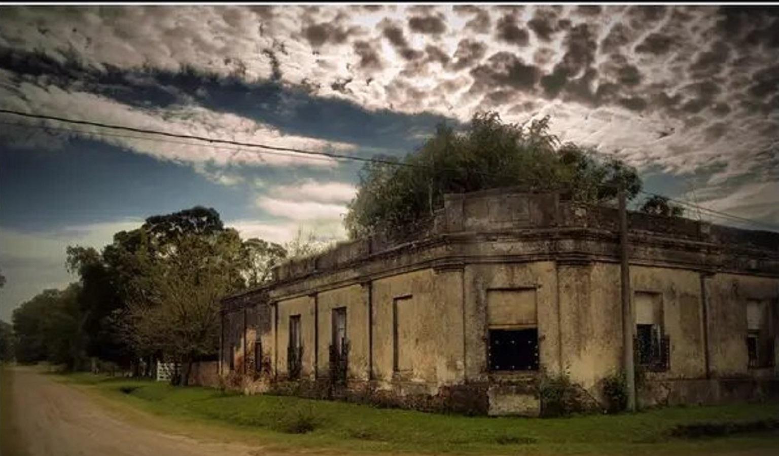 Uribelarrea es un pintoresco poblado fundado como Colonia Agrícola en 1889.