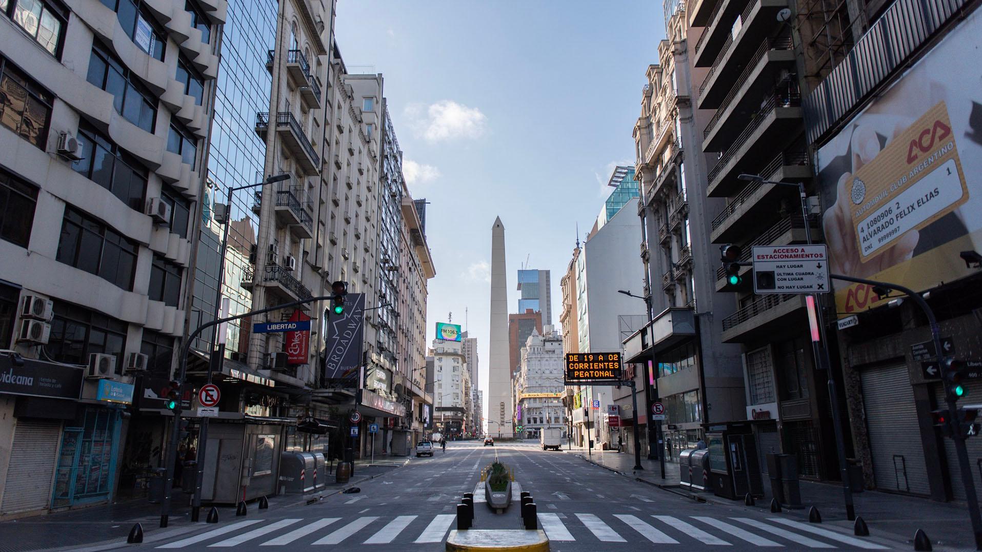 Este jueves, por el feriado, está permitido estacionar en avenidas y calles porteñas (Archivo).