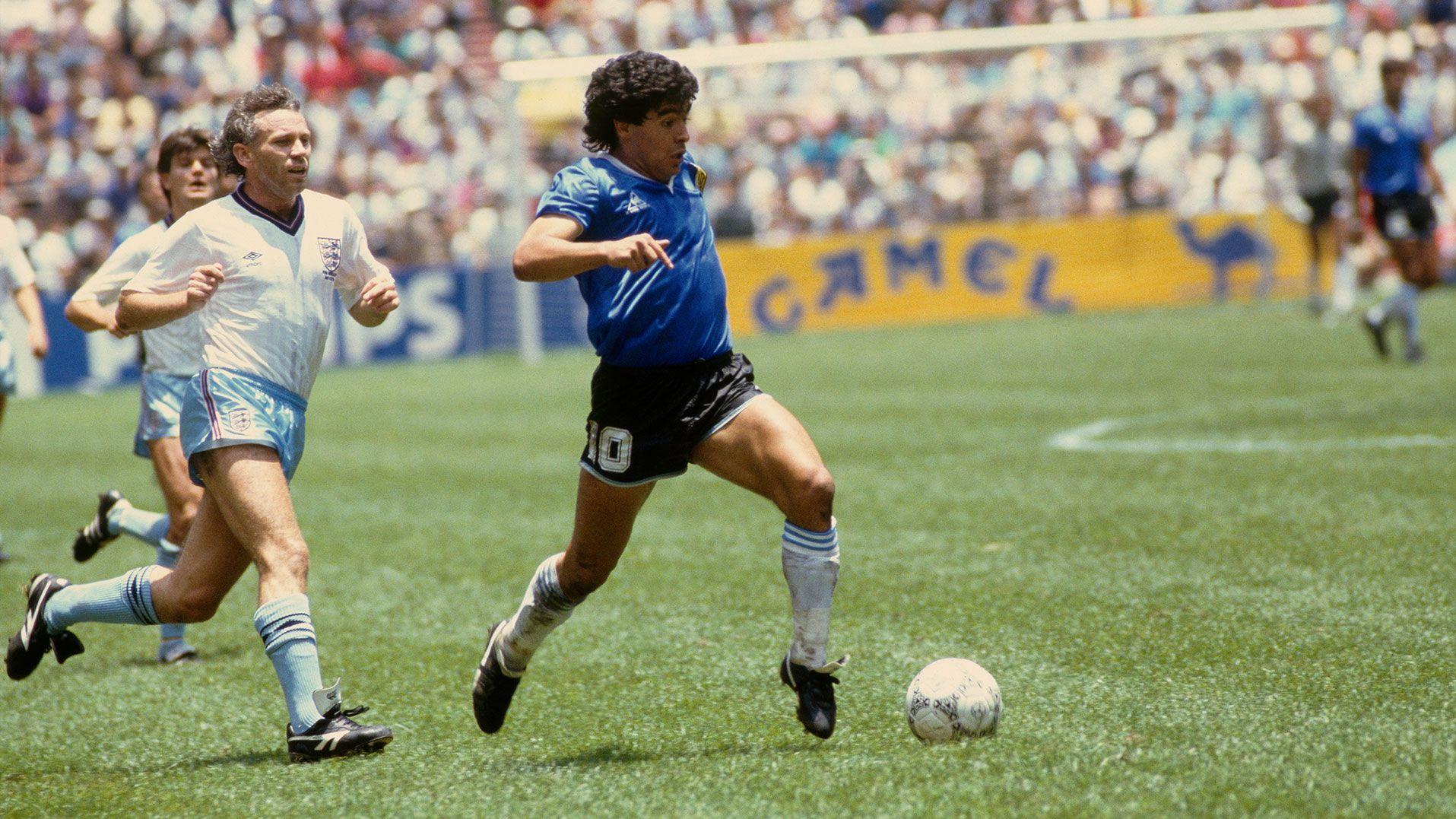 La camiseta que usó Diego Maradona contra los ingleses en México 86 será subastada en Londres (Archivo).