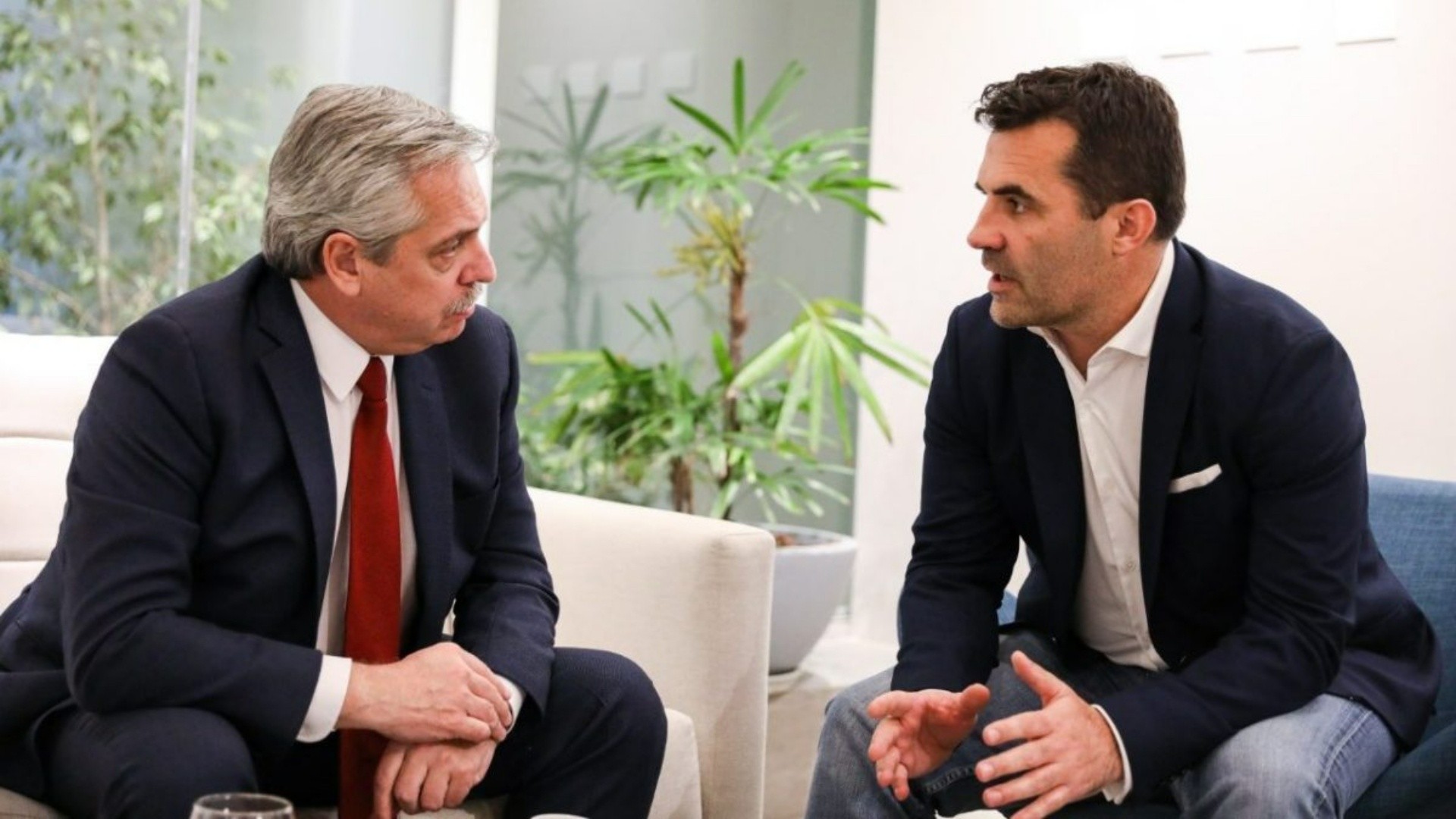 Darío Martínez junto al presidente, Alberto Fernández.