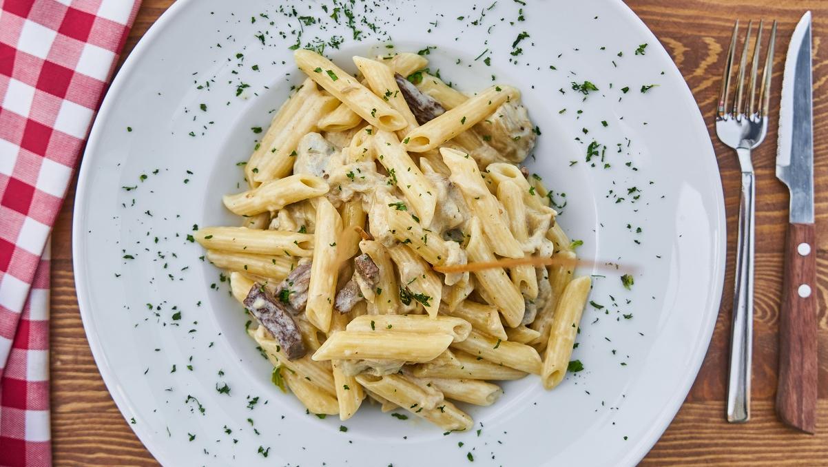 Aprendé a cocinar pastas de un modo diferente, súper rico y fácil con la receta de una joven cocinera.